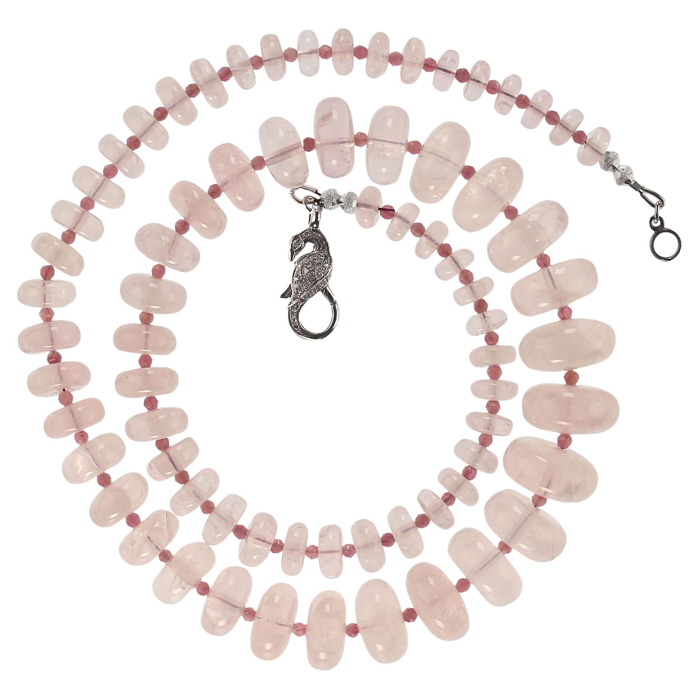 Perle AJD Collier de quartz rose gradué de 24 pouces parfait cadeau de Valentine's Day ! en vente