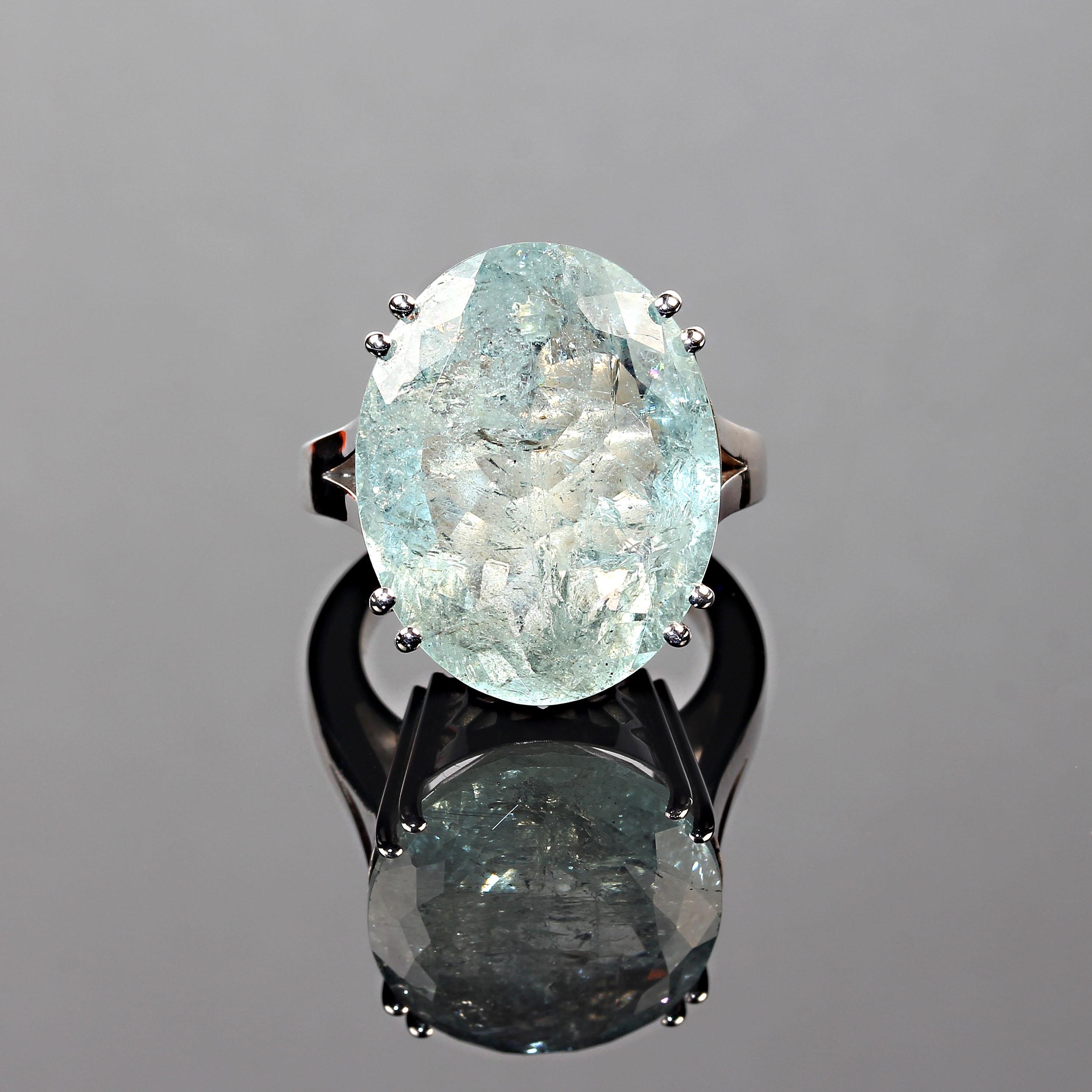 AJD 25 Karat Blau-grüner ovaler Beryll in elegantem Sterlingsilber-Ring (Kunsthandwerker*in)