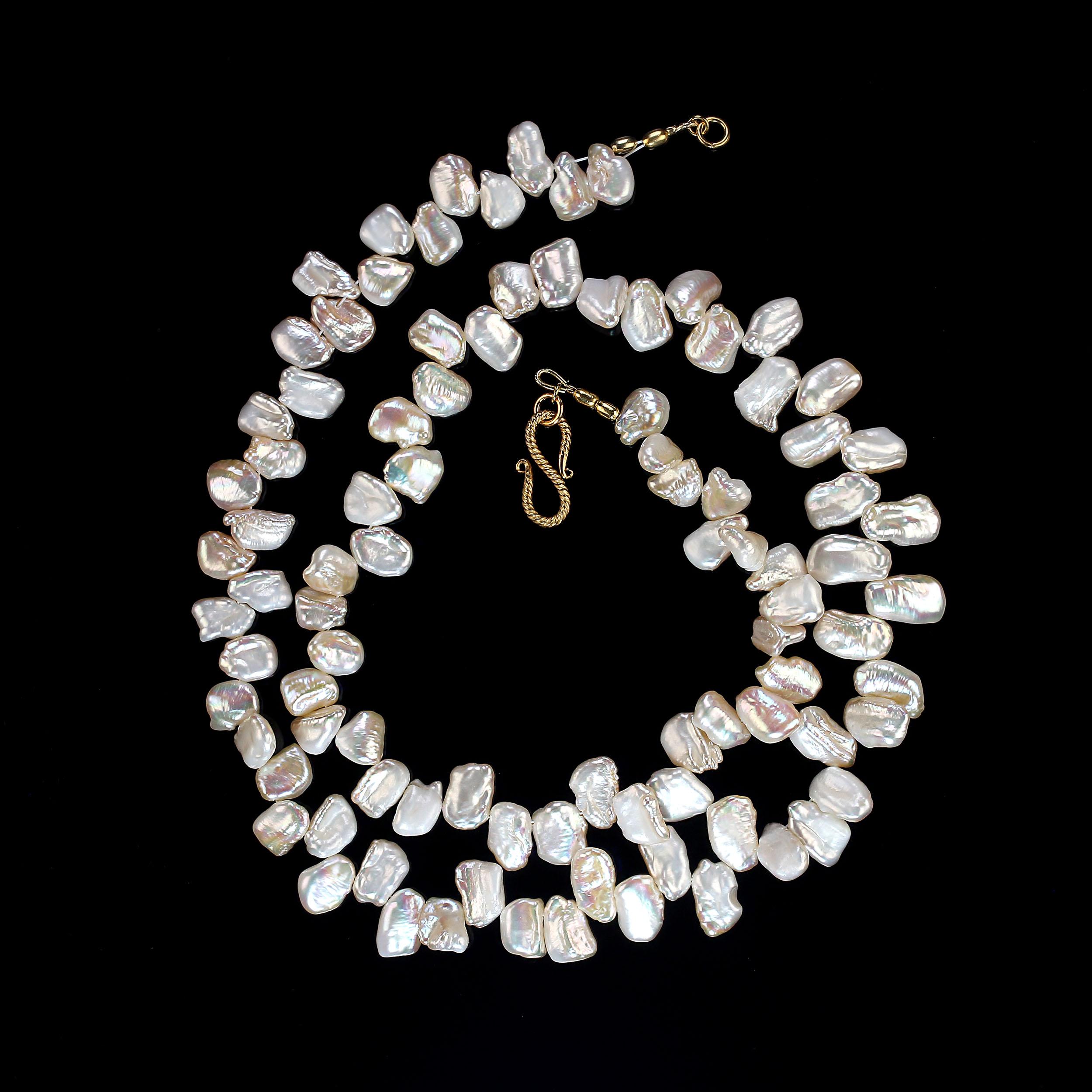 AJD 27 Inch Peachy Pearl Necklace In New Condition For Sale In Raleigh, NC