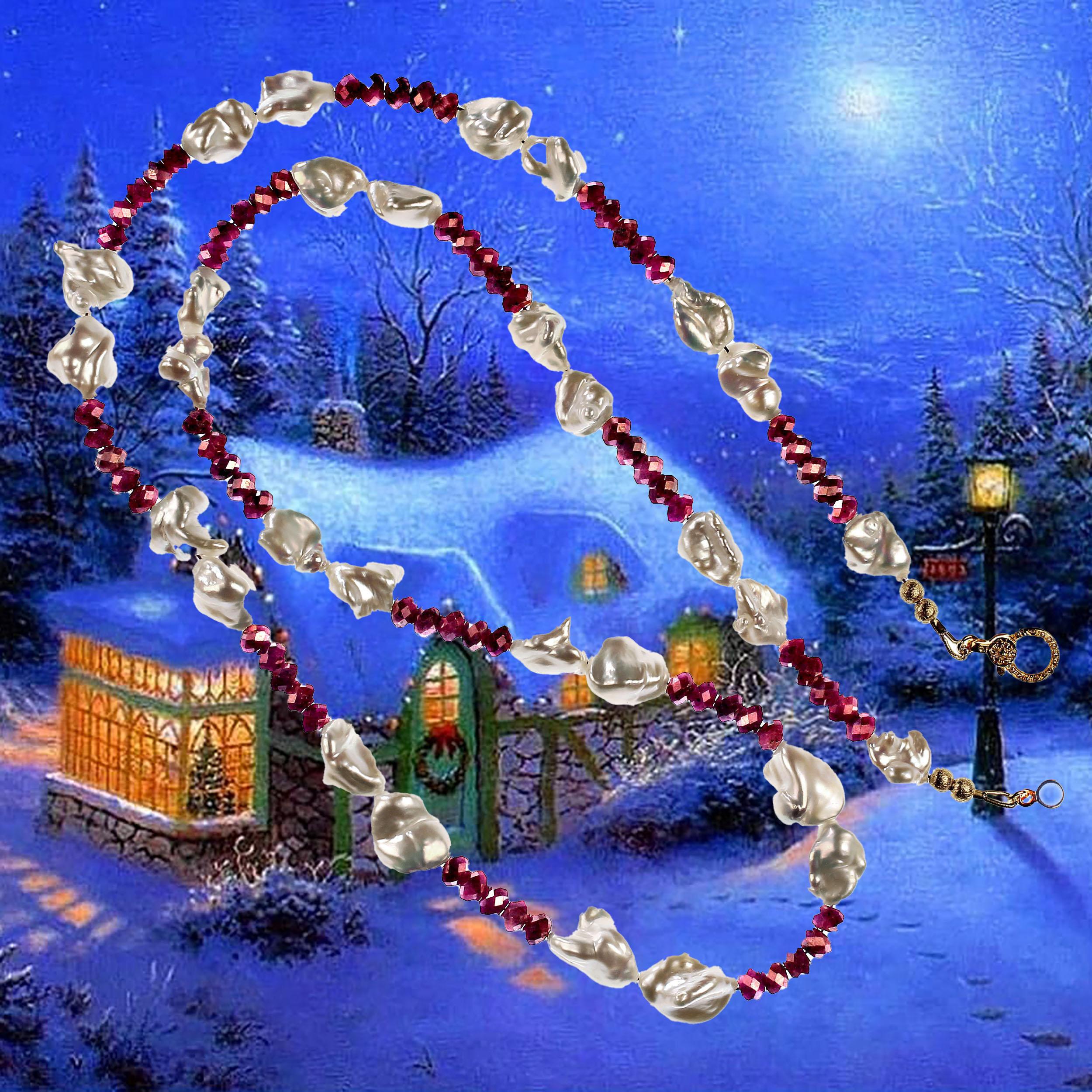 AJD Collana di perle bianche e rubini unica da 30 pollici    Un grande regalo! in vendita 2