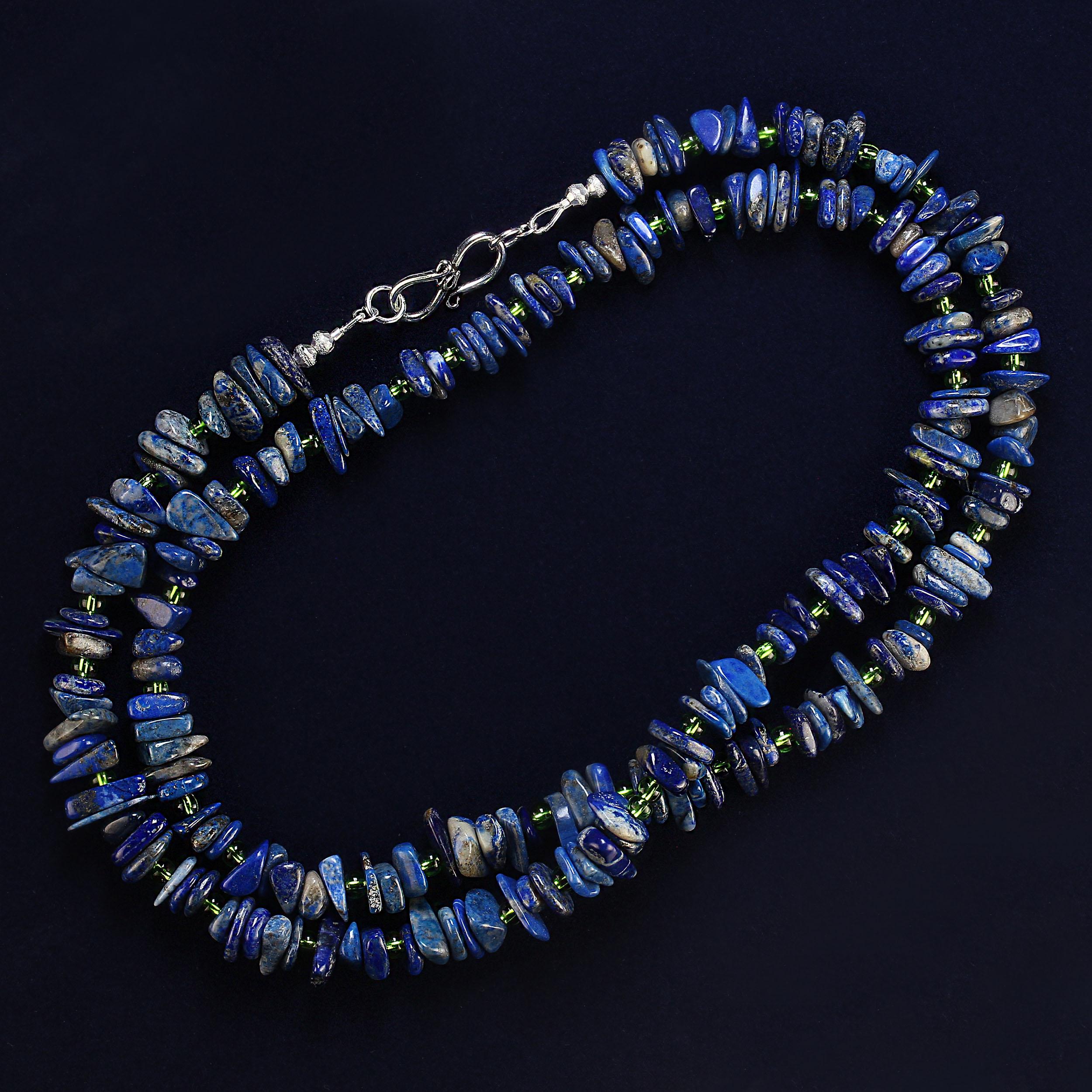 AJD Collier combiné de 33 pouces de lapis-lazuli et de perles tchèques vertes en vente 1