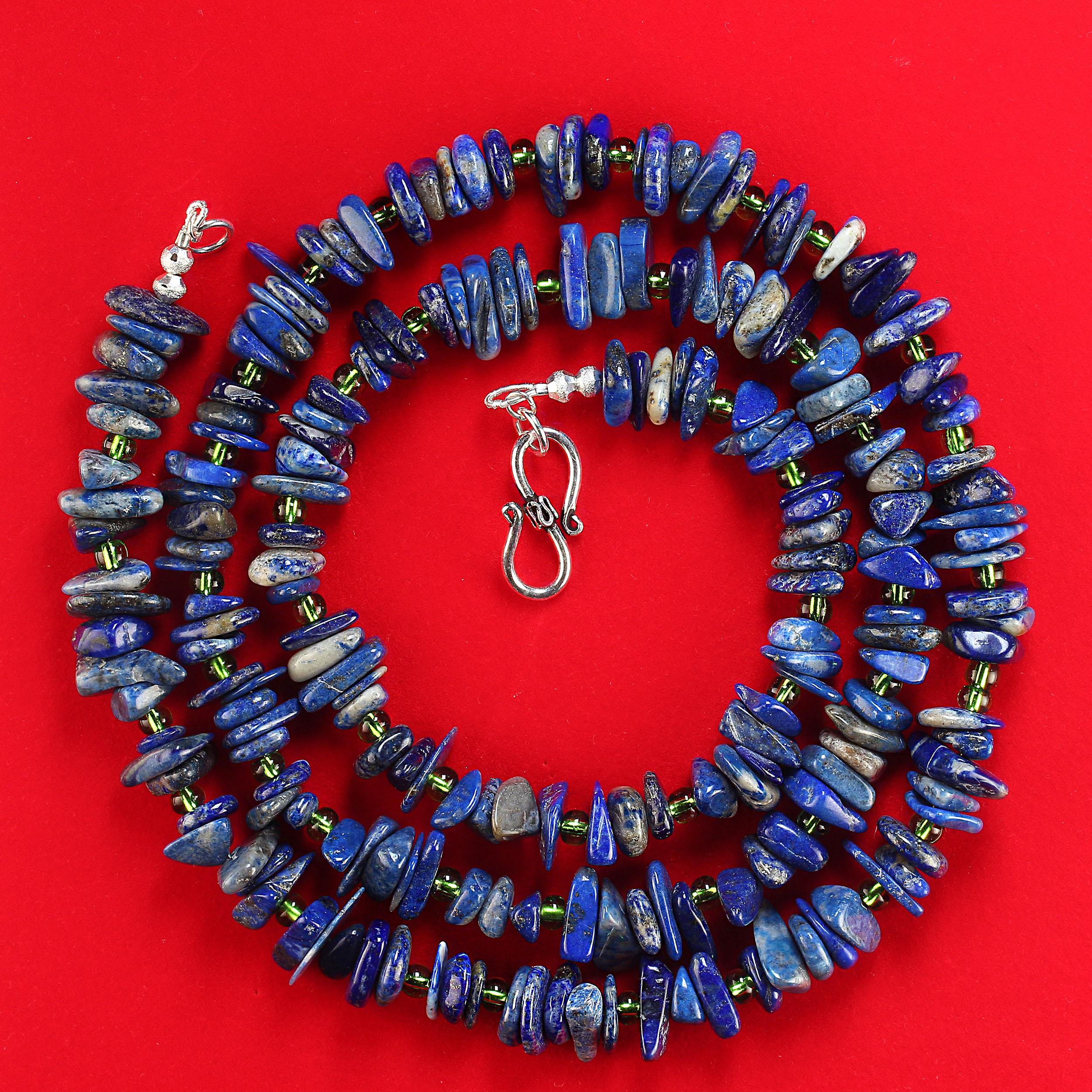 AJD Collier combiné de 33 pouces de lapis-lazuli et de perles tchèques vertes en vente 3