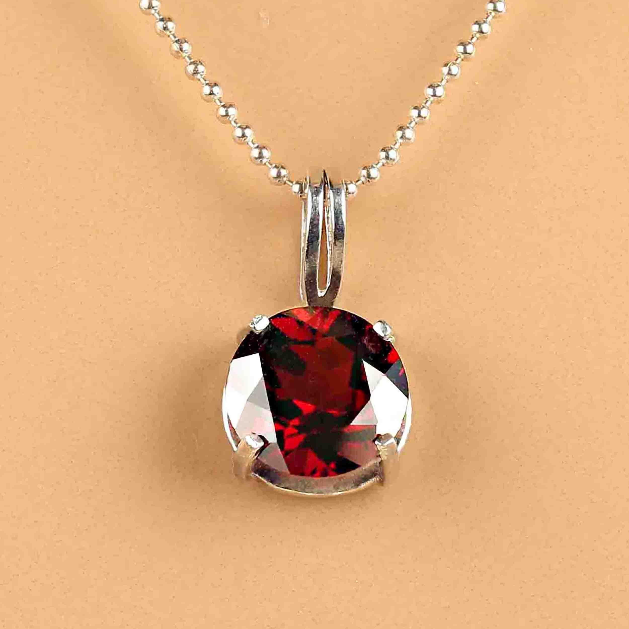 Ciondolo AJD Awesome Round 10MM in granato rosso e argento sterling in vendita 1