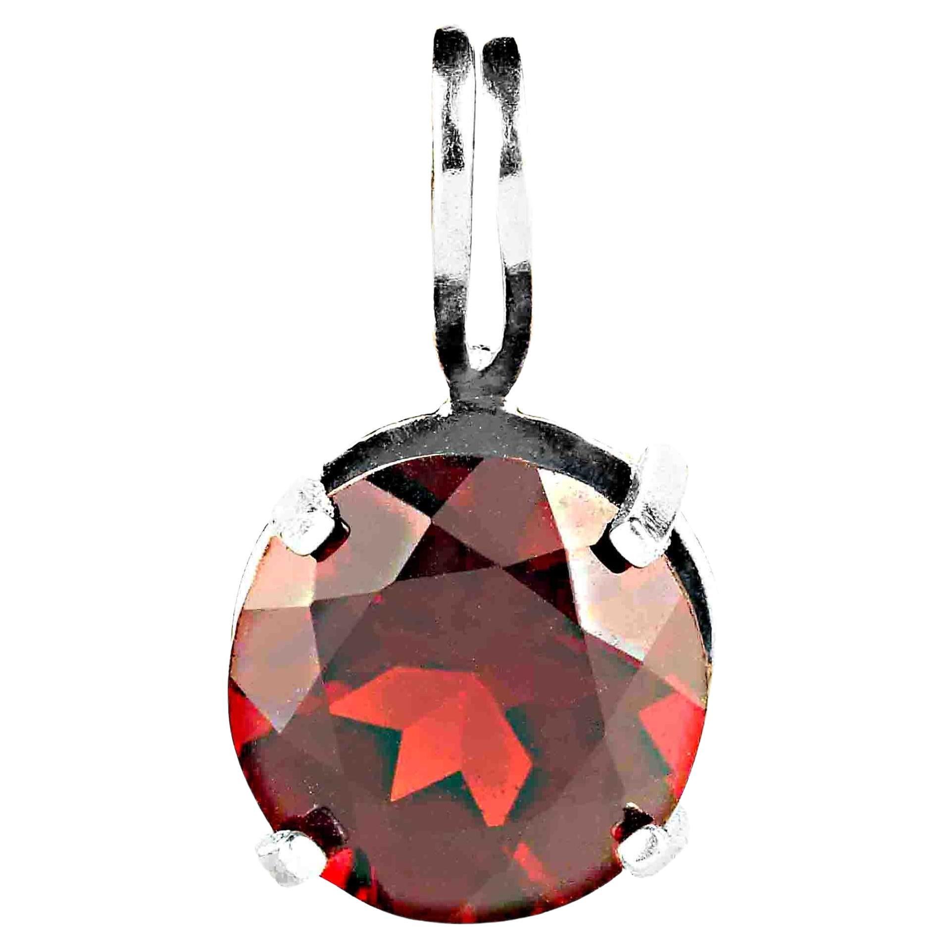 AJD Awesome Round 10MM Red Garnet and Sterling Silver Pendant For Sale