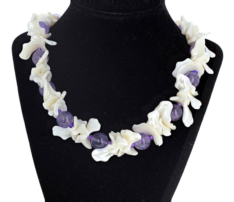 AJD Beautiful Natural Amethysts and Real Pearl Shell Necklace For Sale