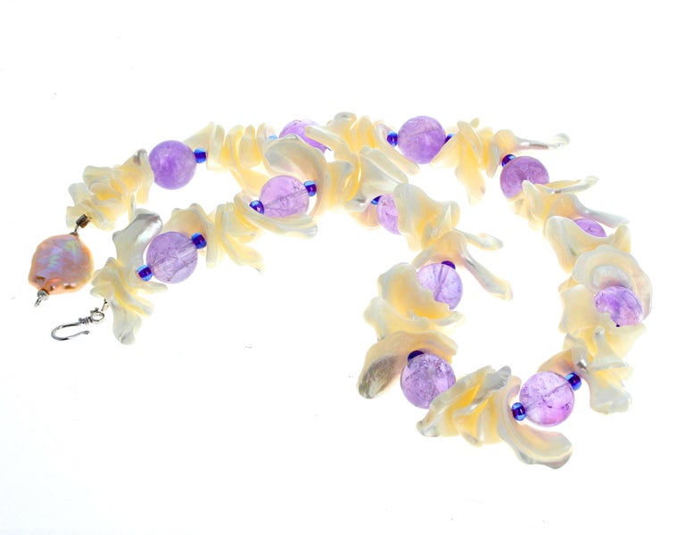 AJD Beautiful Natural Amethysts and Real Pearl Shell Necklace For Sale