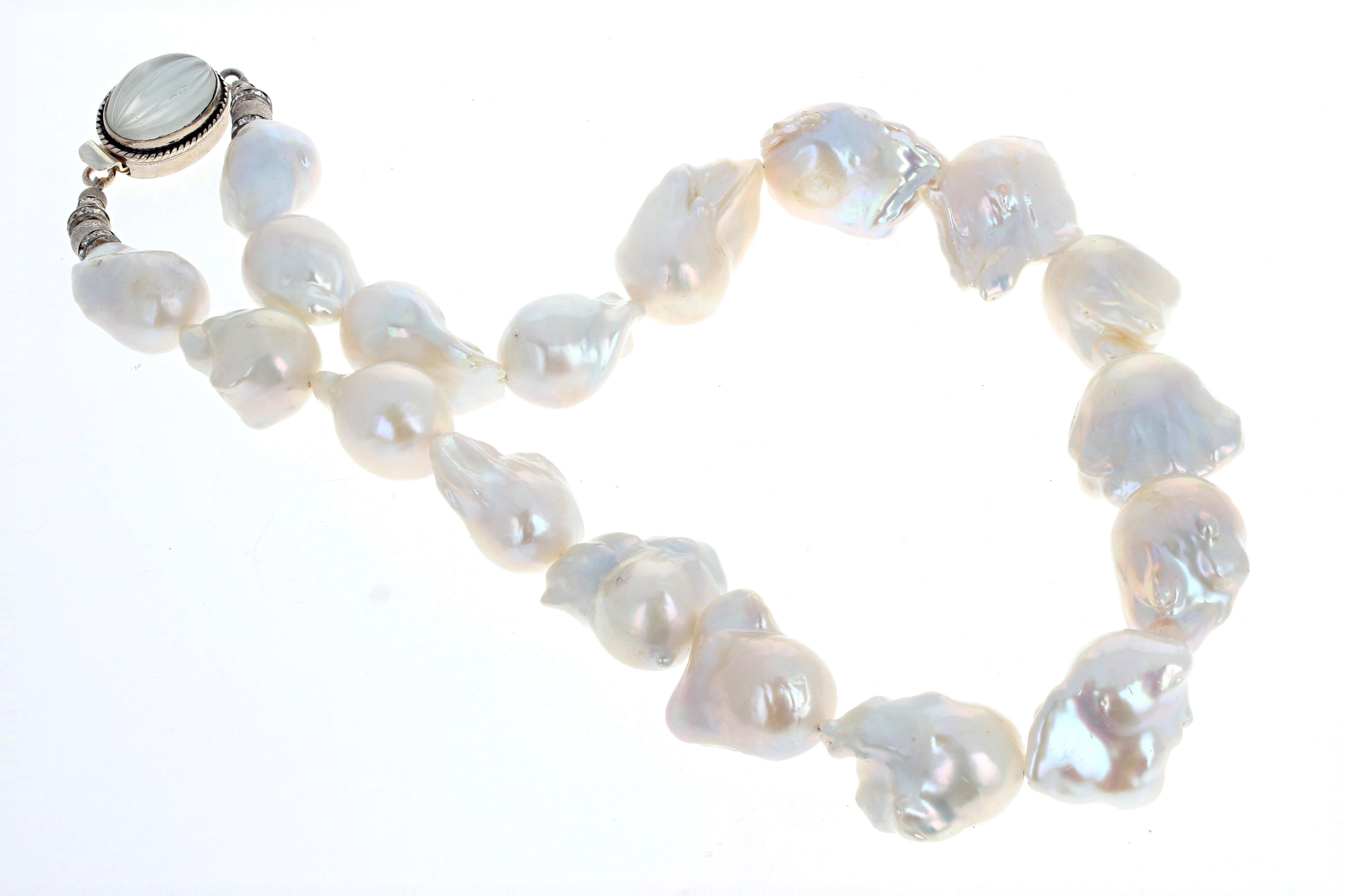 AJD Beautiful Natural Huge Baroque Real Pearls Elegant 20