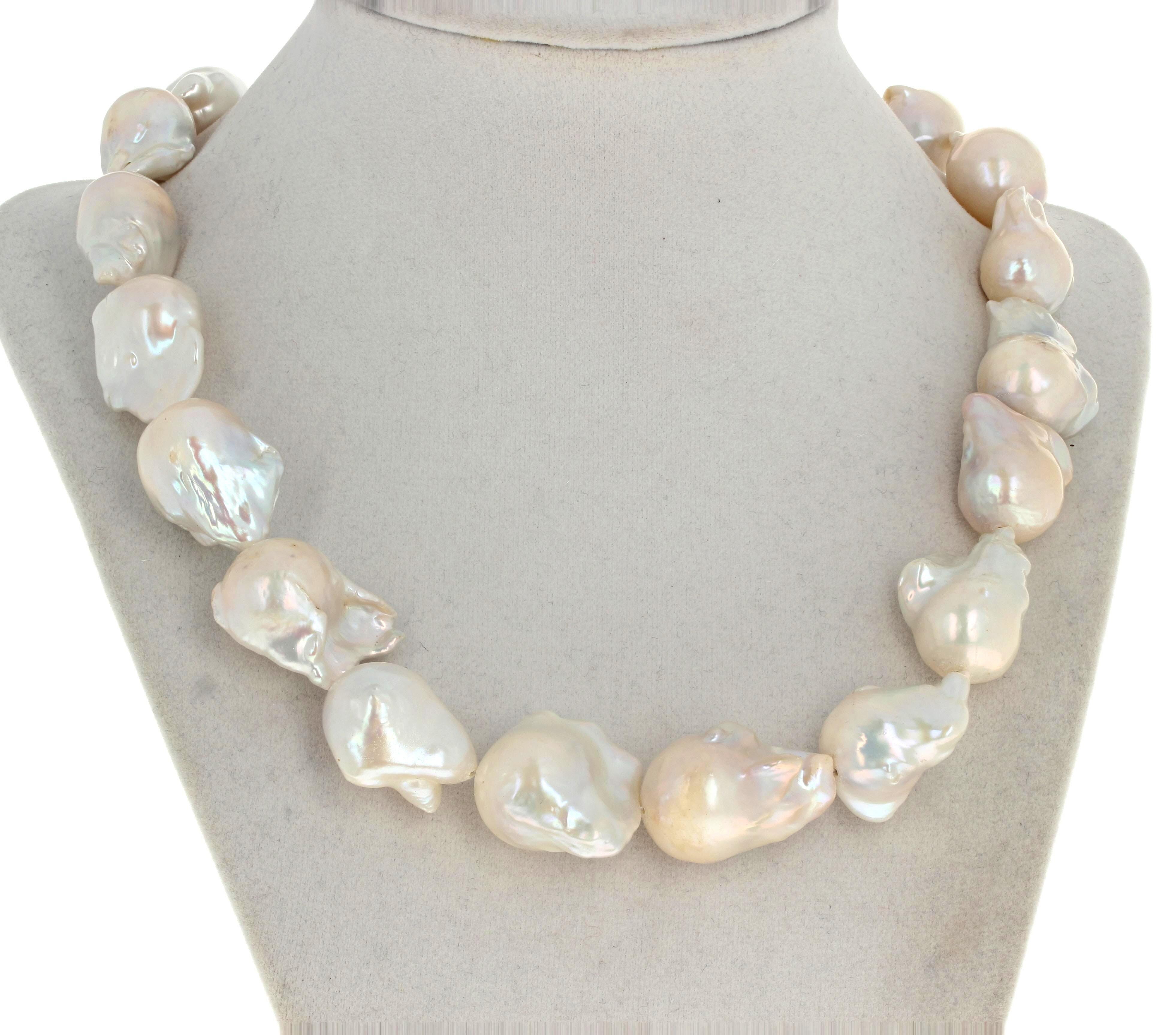 AJD Beautiful Natural Huge Baroque Real Pearls Elegant 20