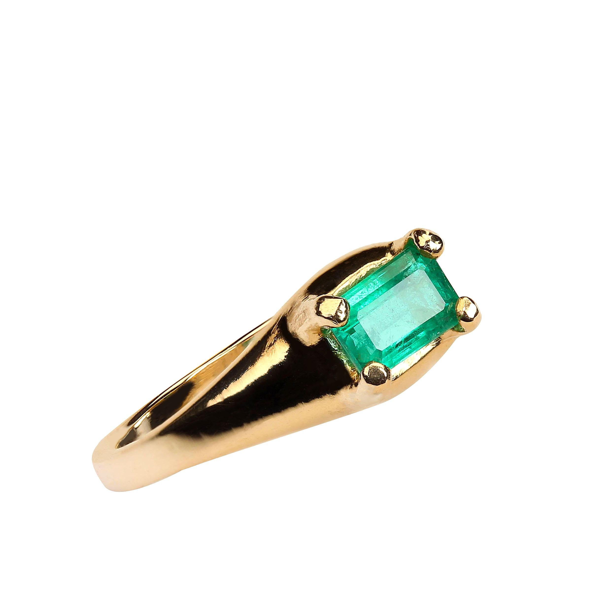 emerald birthstone rings