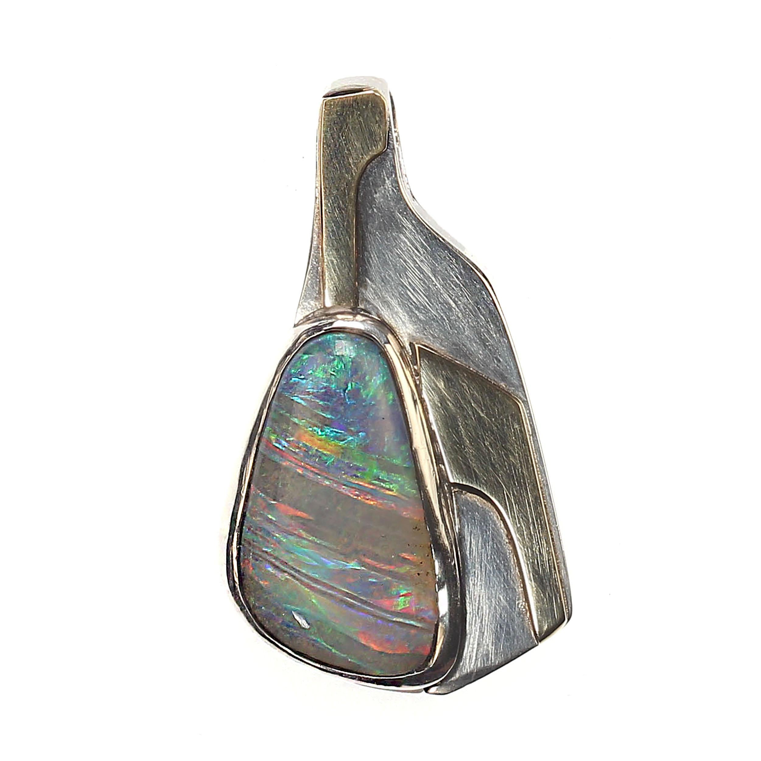Taille cabochon AJD Pendentif unique en argent sterling et or 18 carats en vente