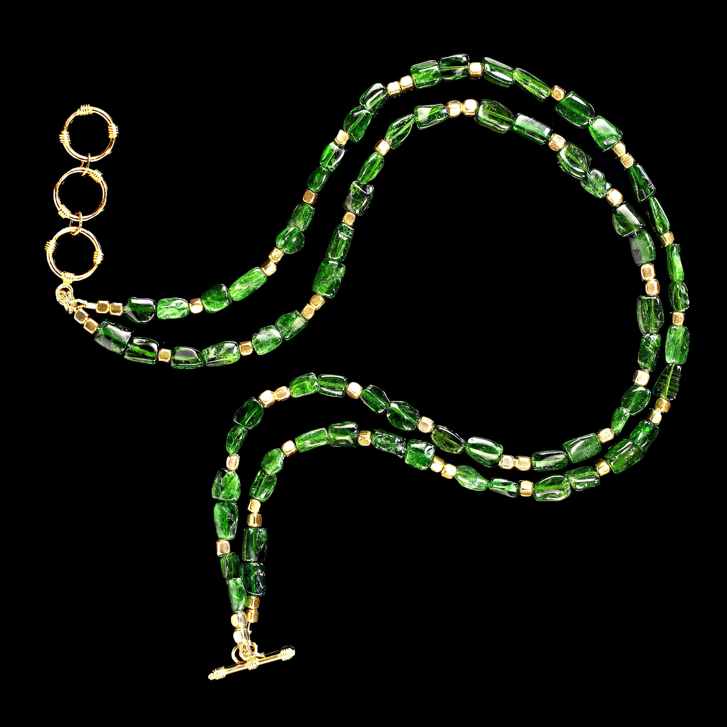 AJD Brilliant Green Chrome Diopside Necklace with Goldy Accents  Great Gift! In New Condition For Sale In Raleigh, NC