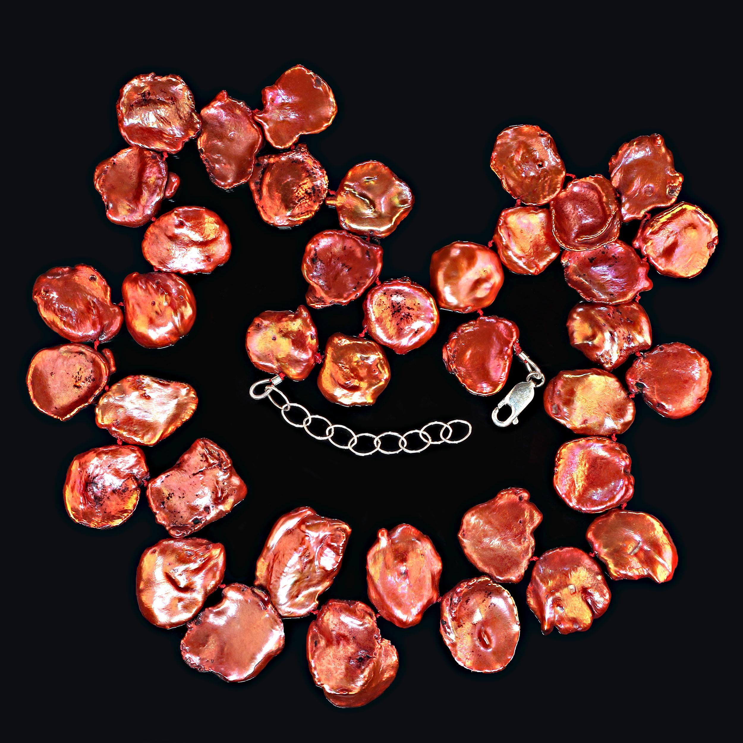 Artisan AJD Collier de perles Keshi plates graduées orange bruni de 19 pouces  Super cadeau ! en vente