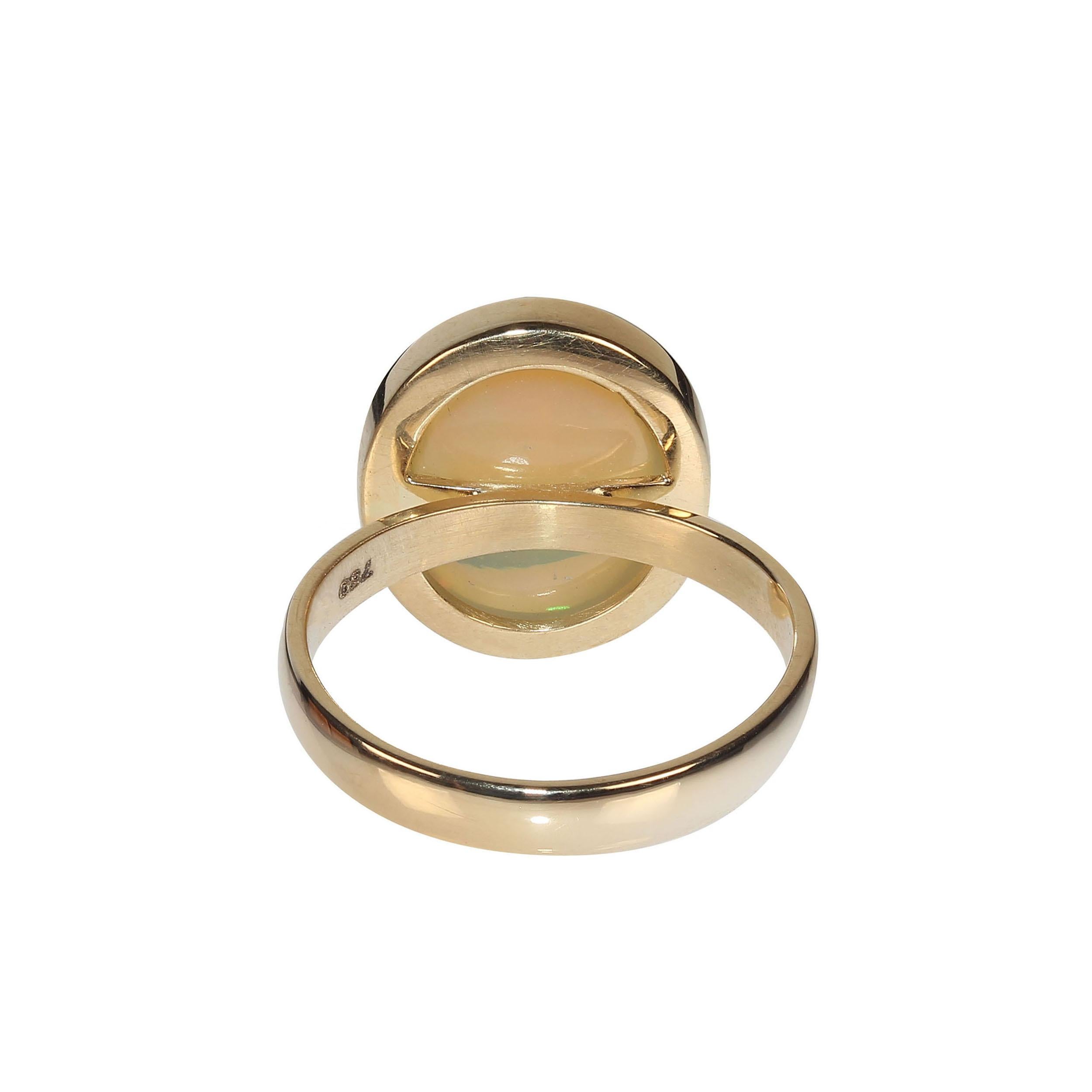 Round Cut AJD Delightful Round Opal in 18KT Yellow Gold Ring For Sale