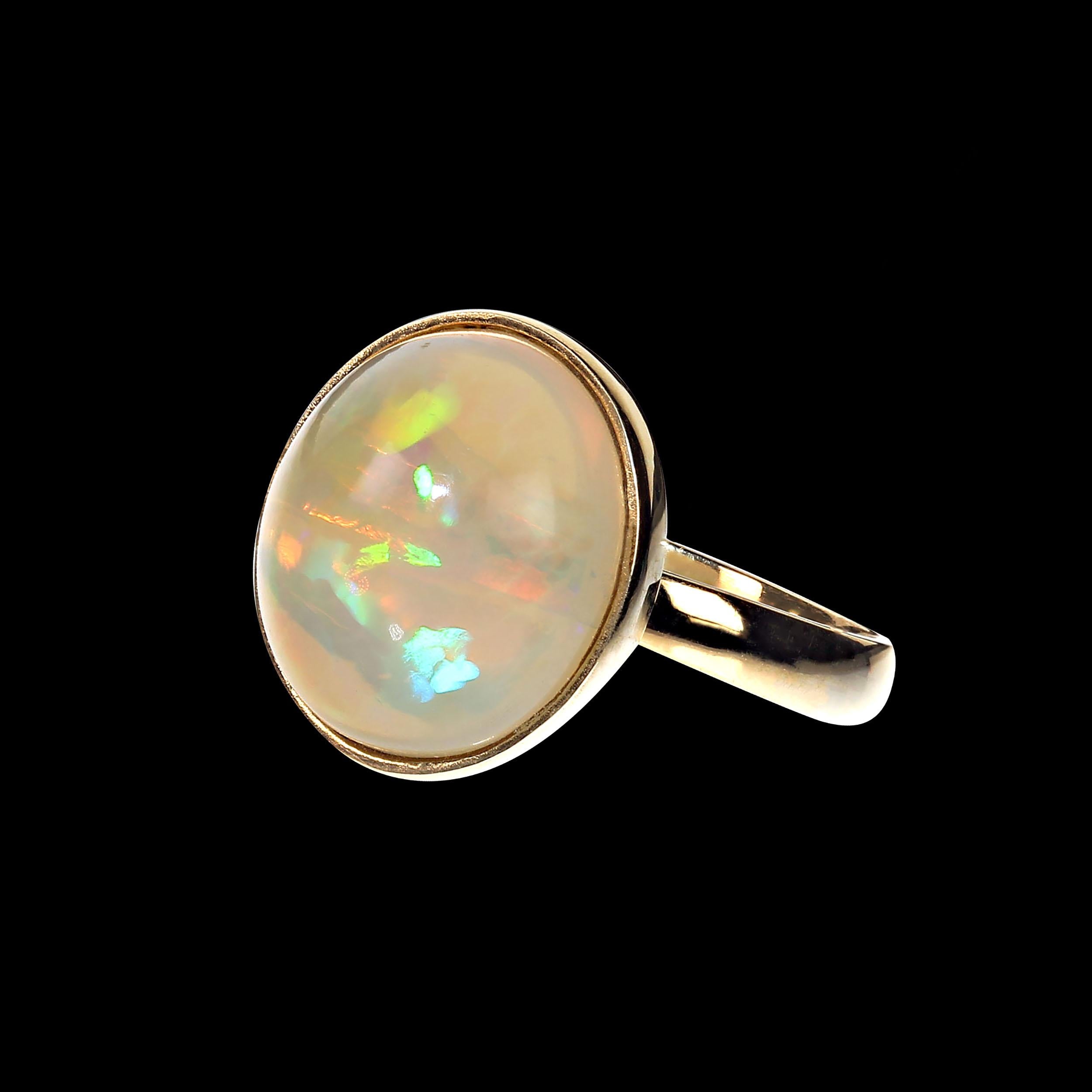 AJD Delightful Round Opal in 18KT Yellow Gold Ring In New Condition For Sale In Raleigh, NC