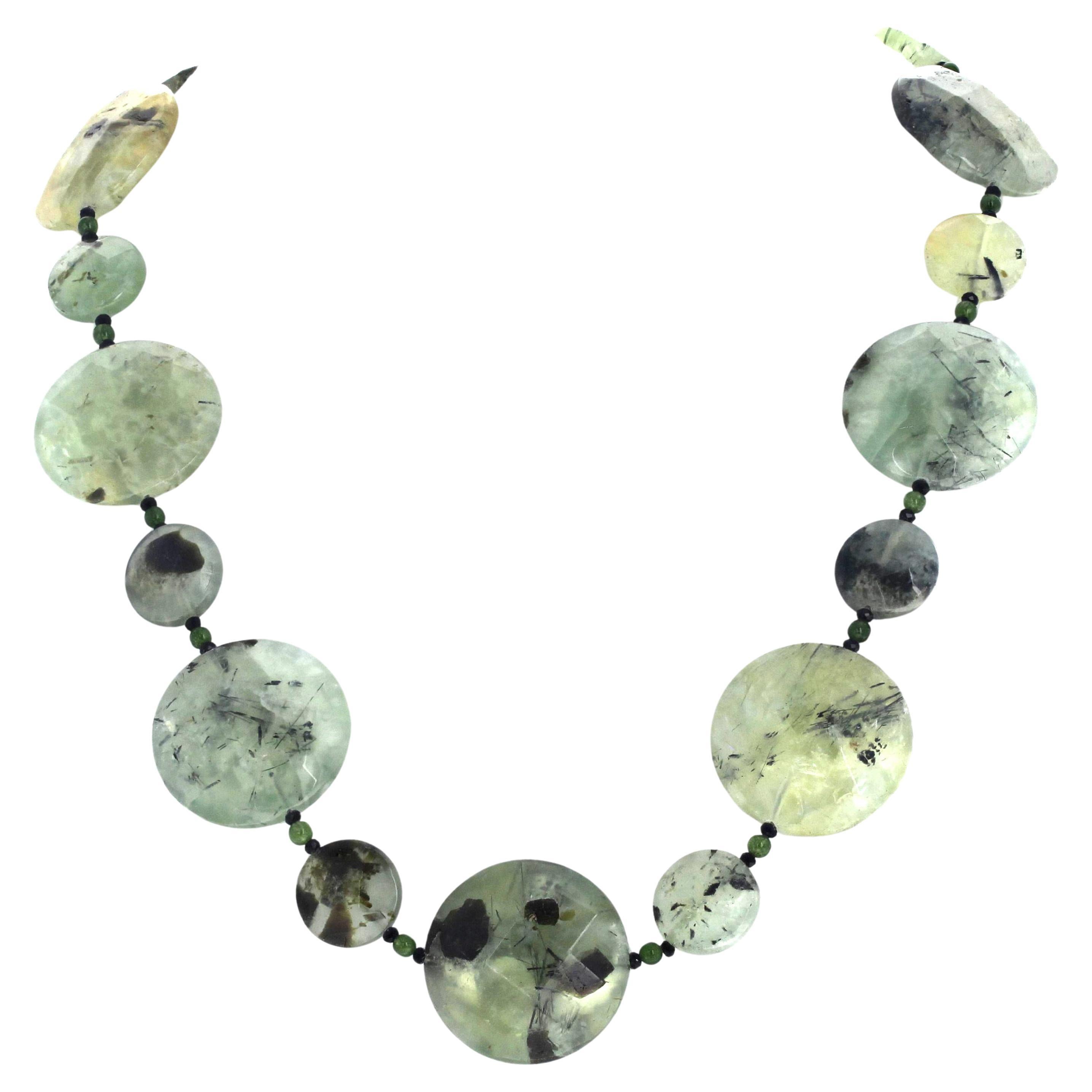 AJD Diferentes Tamaños de Prehnita Natural Real y Jade 21" Collar