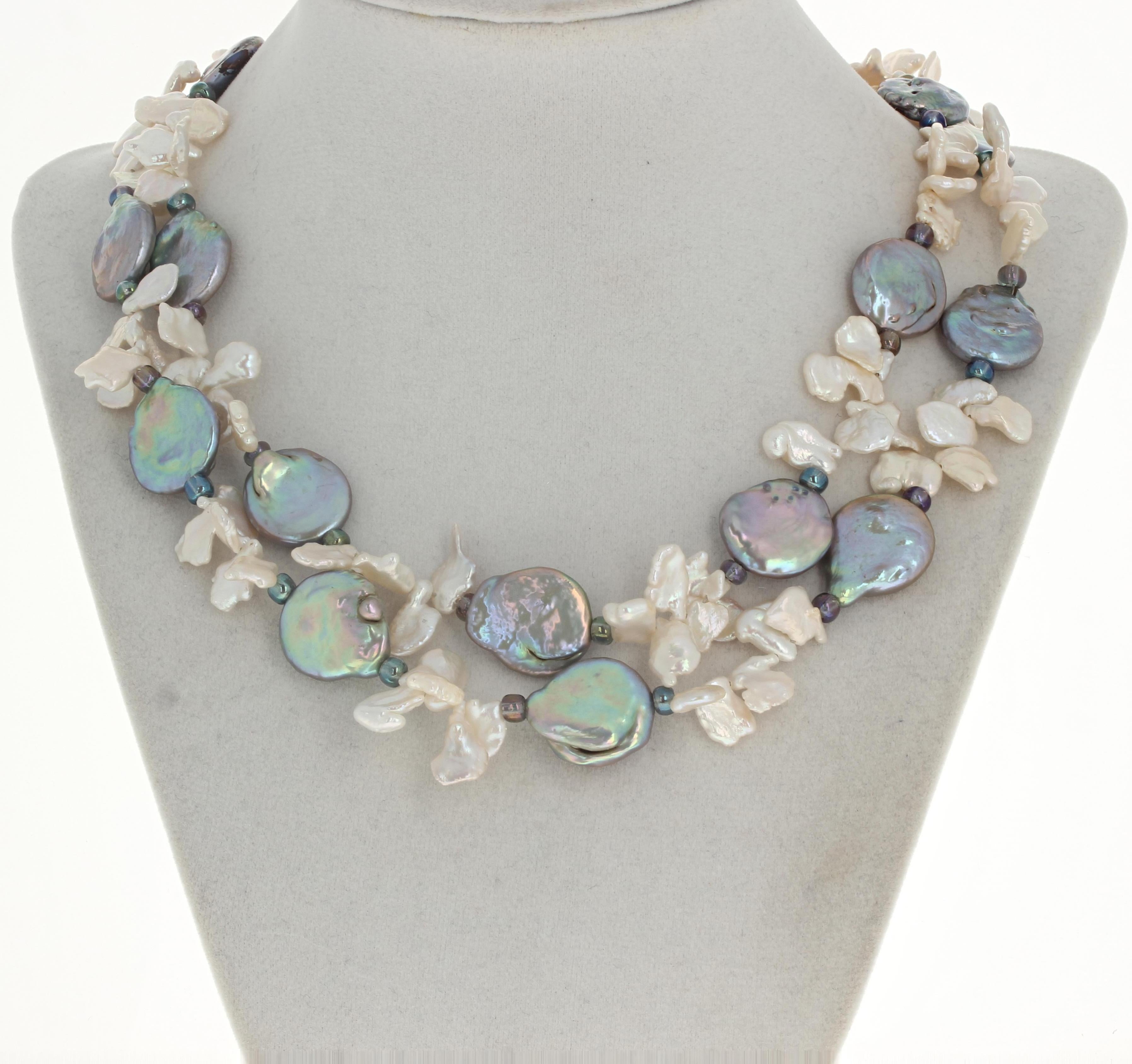 AJD Collier double rang de magnifiques perles naturelles très scintillantes Unisexe en vente