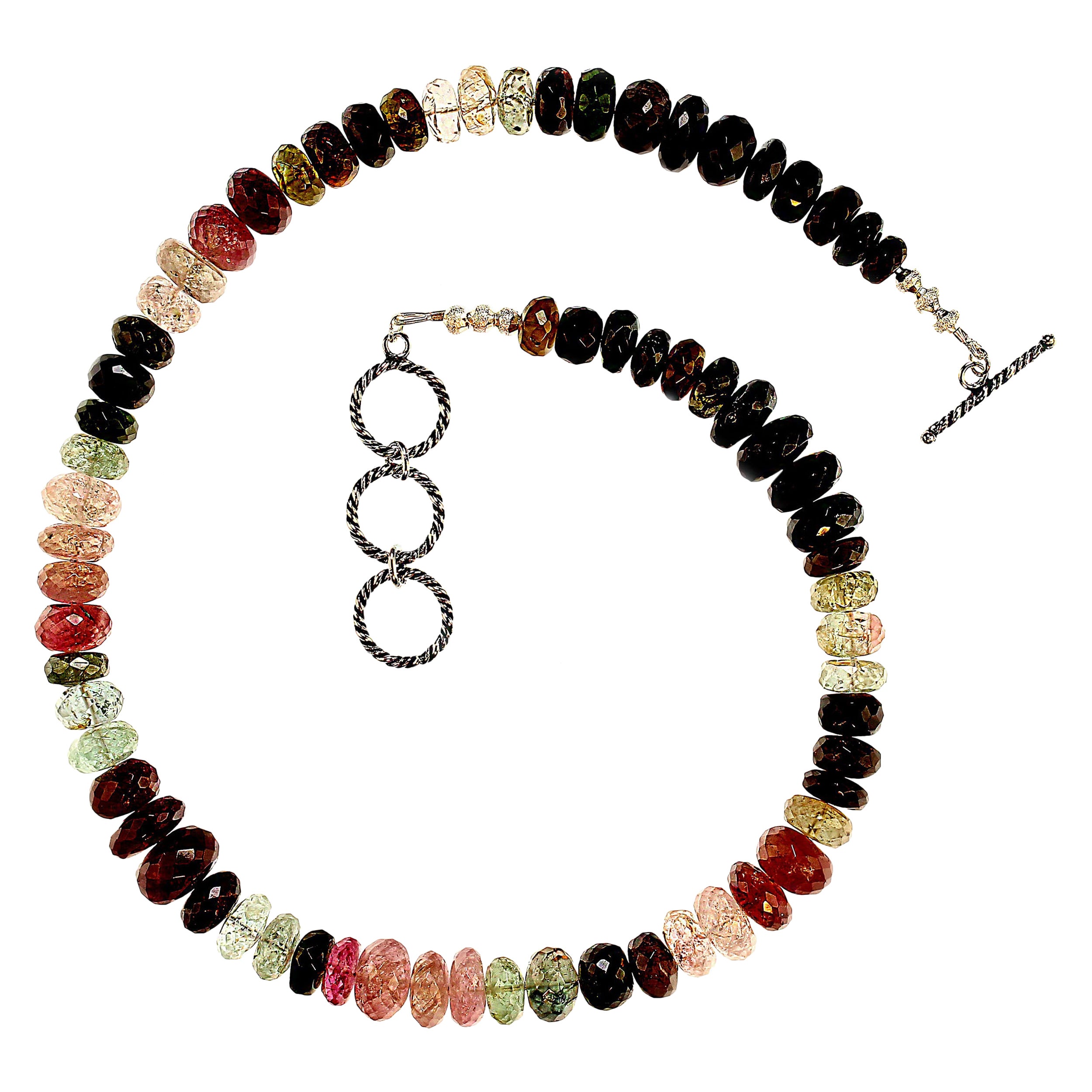 Collana di tormalina multicolore da 18 pollici
Gemme di tormalina autentiche: Le tormaline sfaccettate da 10 mm sono tagliate con perizia per esaltarne la brillantezza e lo splendore.
Eleganza e versatilità: con una lunghezza di 18 pollici, questa