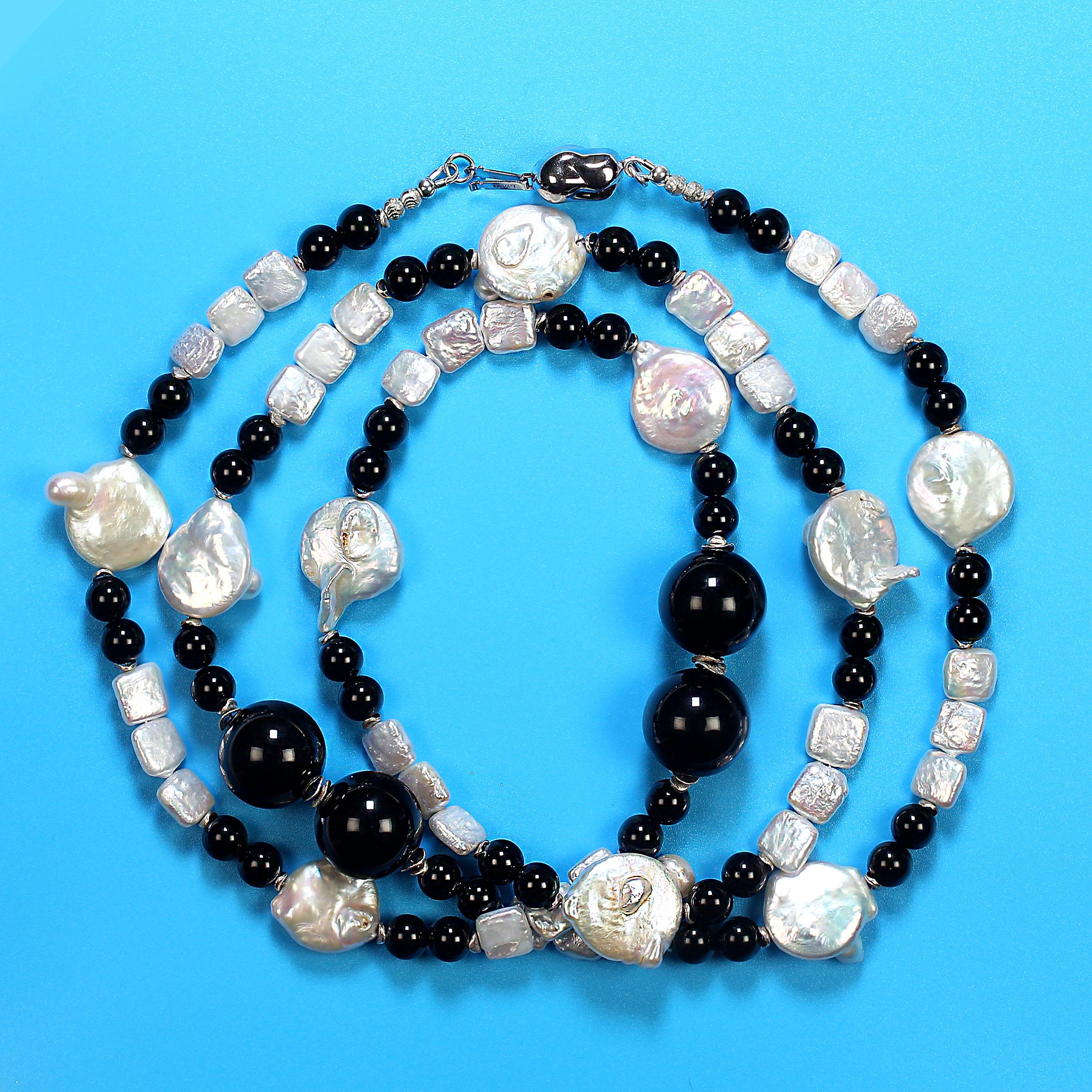 AJD  Elegant 45 Inch Black and White Pearl and Onyx Necklace For Sale 7