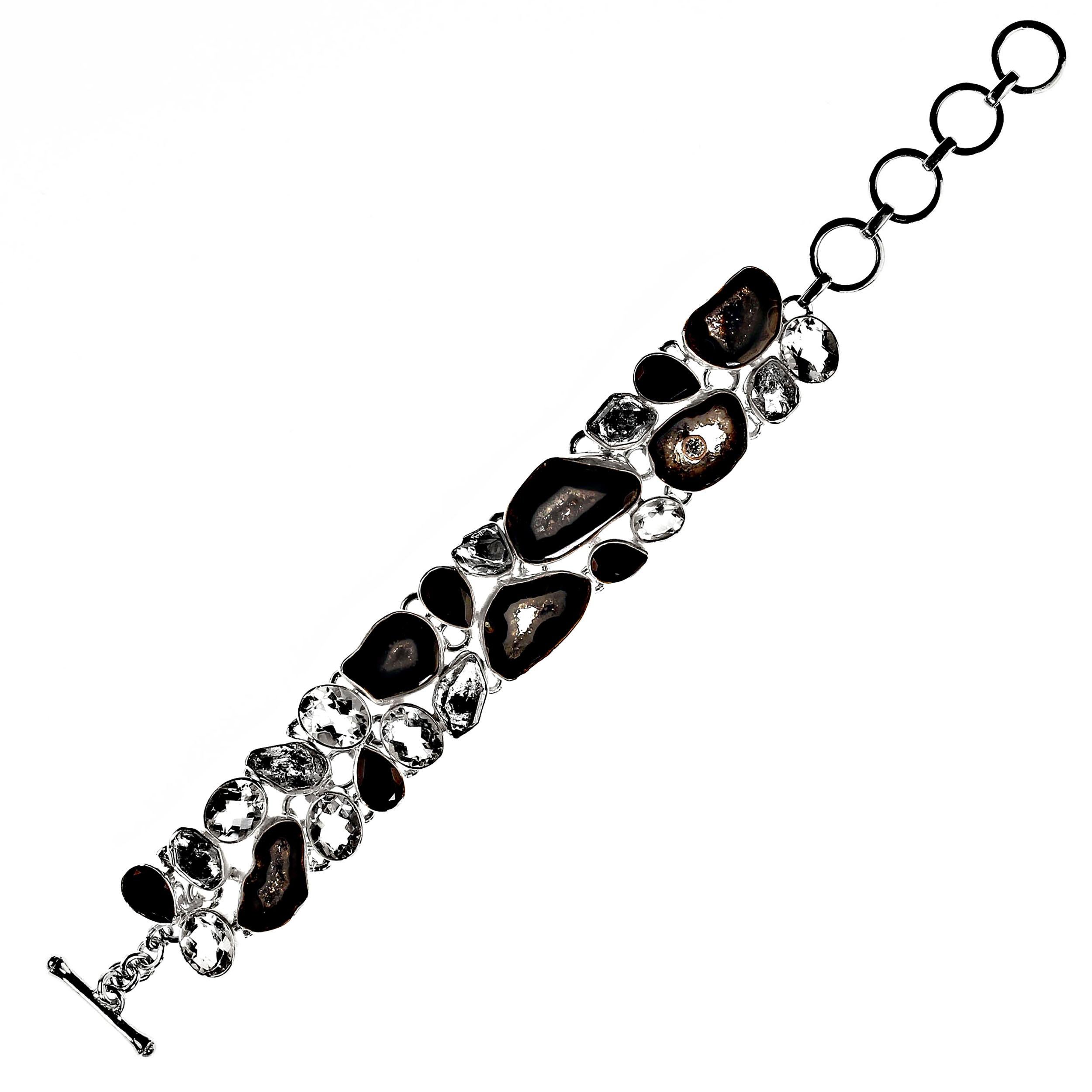 AJD Elegant Black and White Gemstone Bracelet For Sale 5