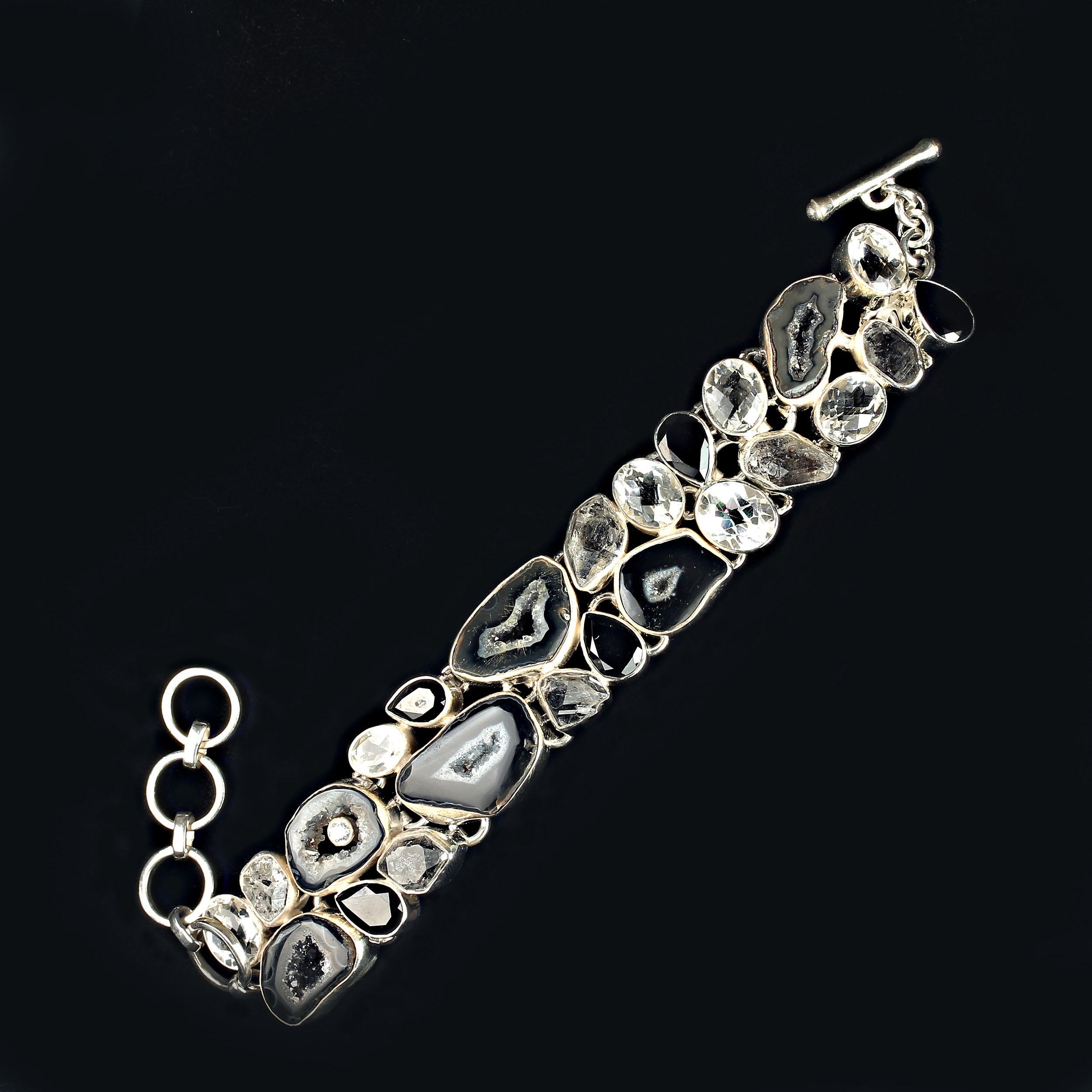 AJD Elegant Black and White Gemstone Bracelet For Sale 1