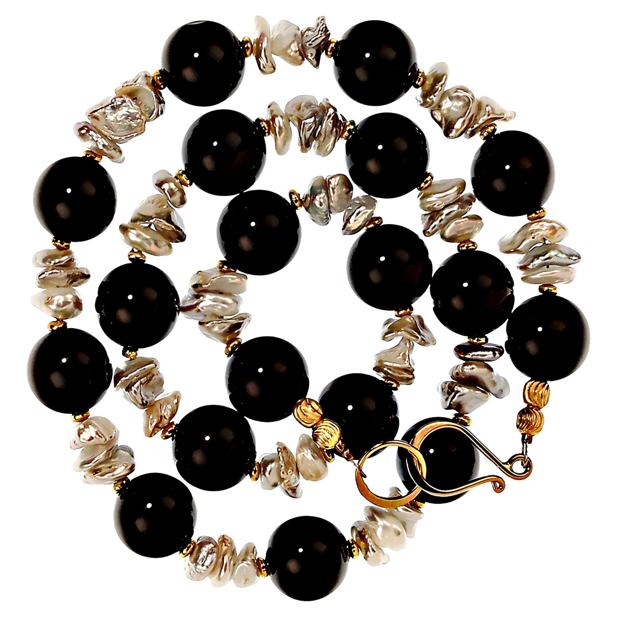 AJD, élégant collier d'onyx noir et de perles blanches, pierre de naissance de juin  Super cadeau !