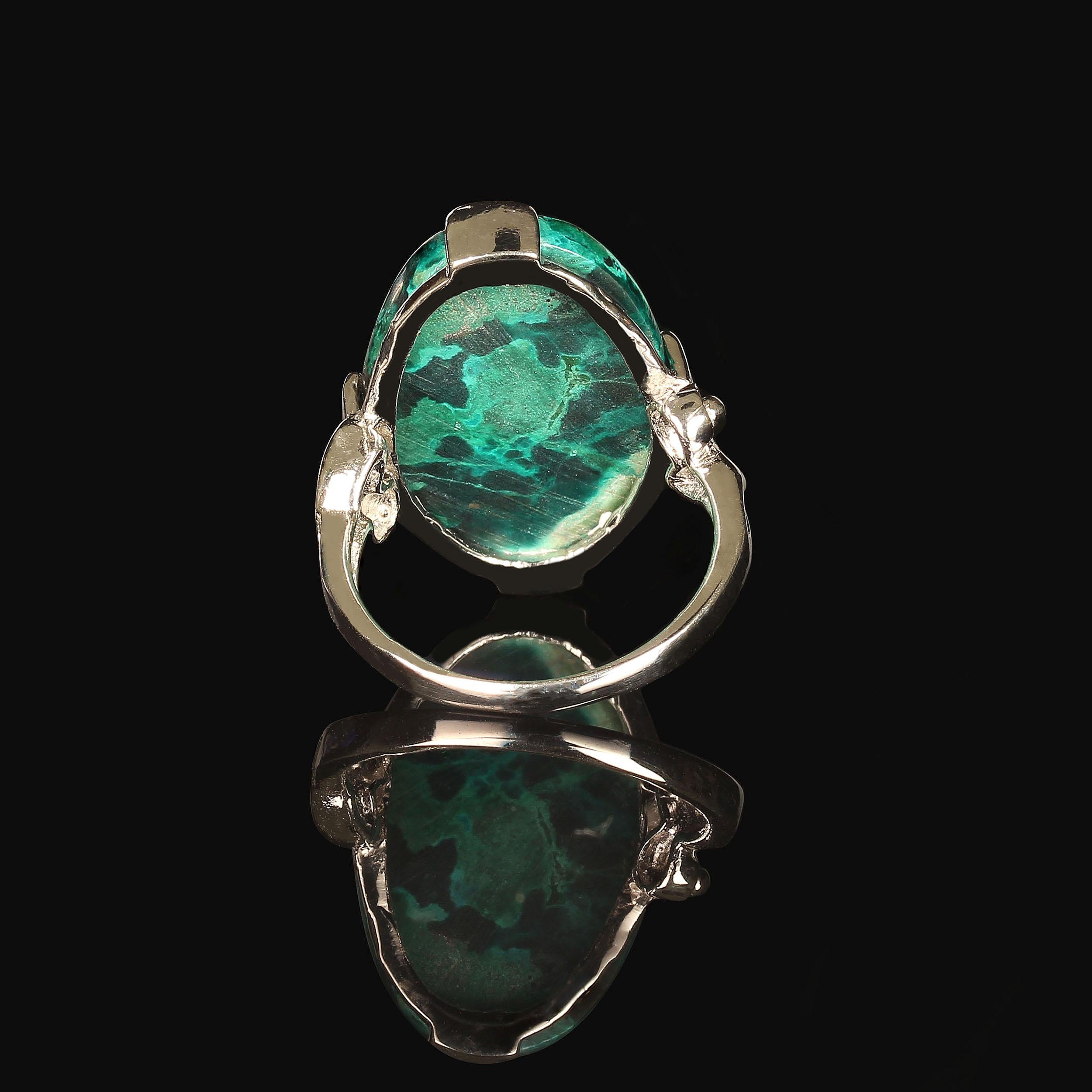 Eleganter Chrysocolla-Cabochon aus 14 Karat Weißgold von AJD im Angebot 2
