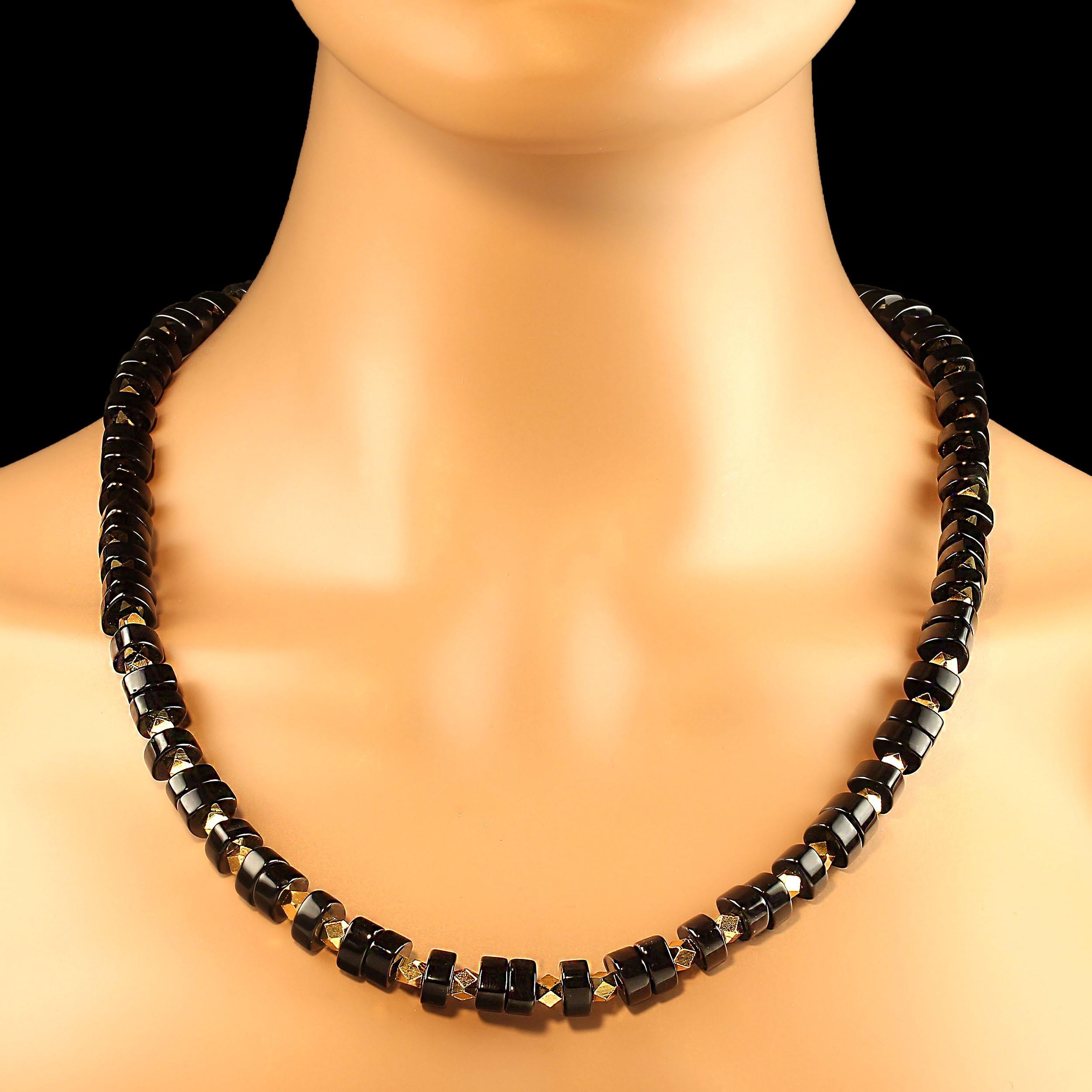 da uomo o donna AJD Collana elegante e di classe con onice nero e accenti dorati e chiusura in vermeil con diamanti in vendita