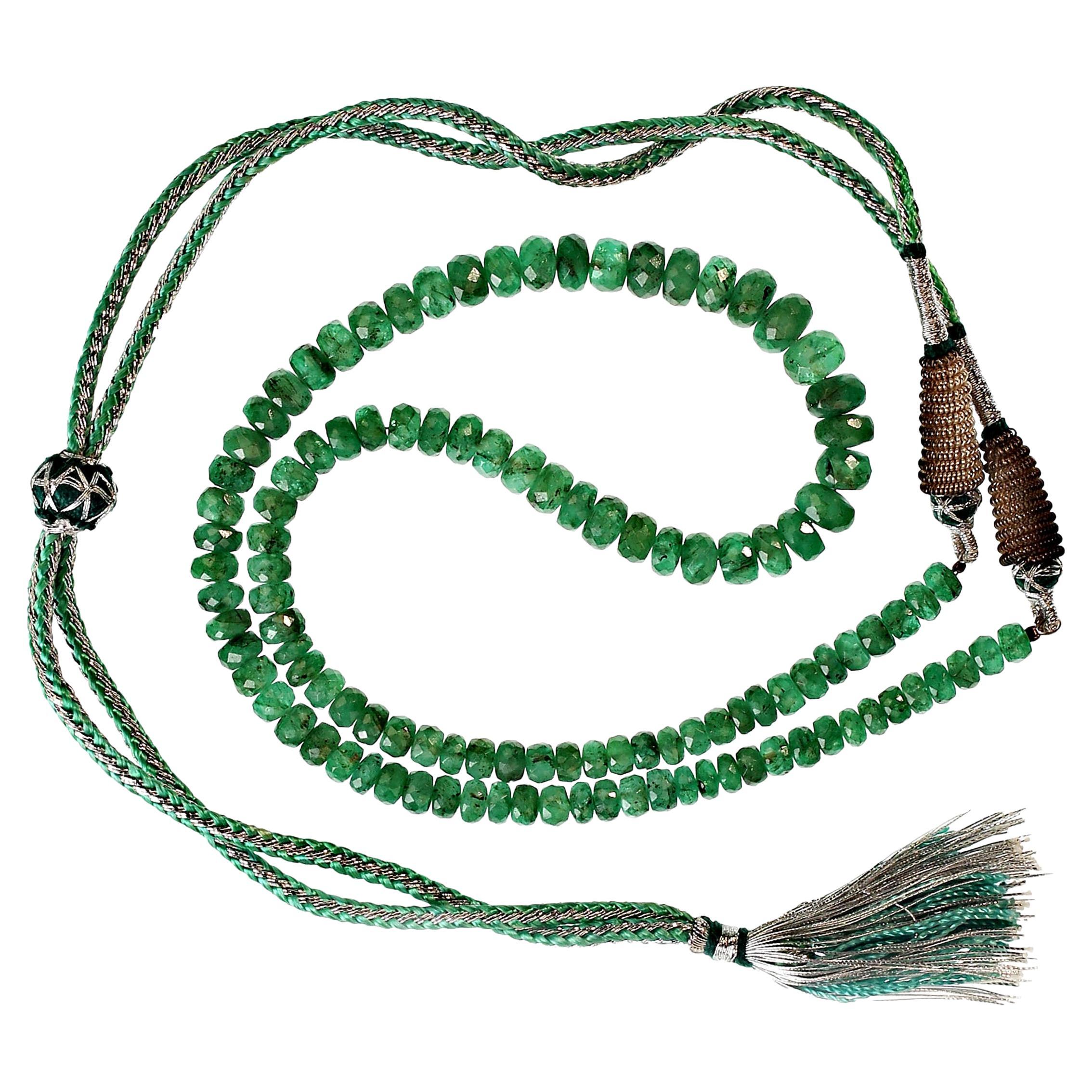 Bead AJD Elegant Emerald 15 Inch expandable graduated necklace   For Sale