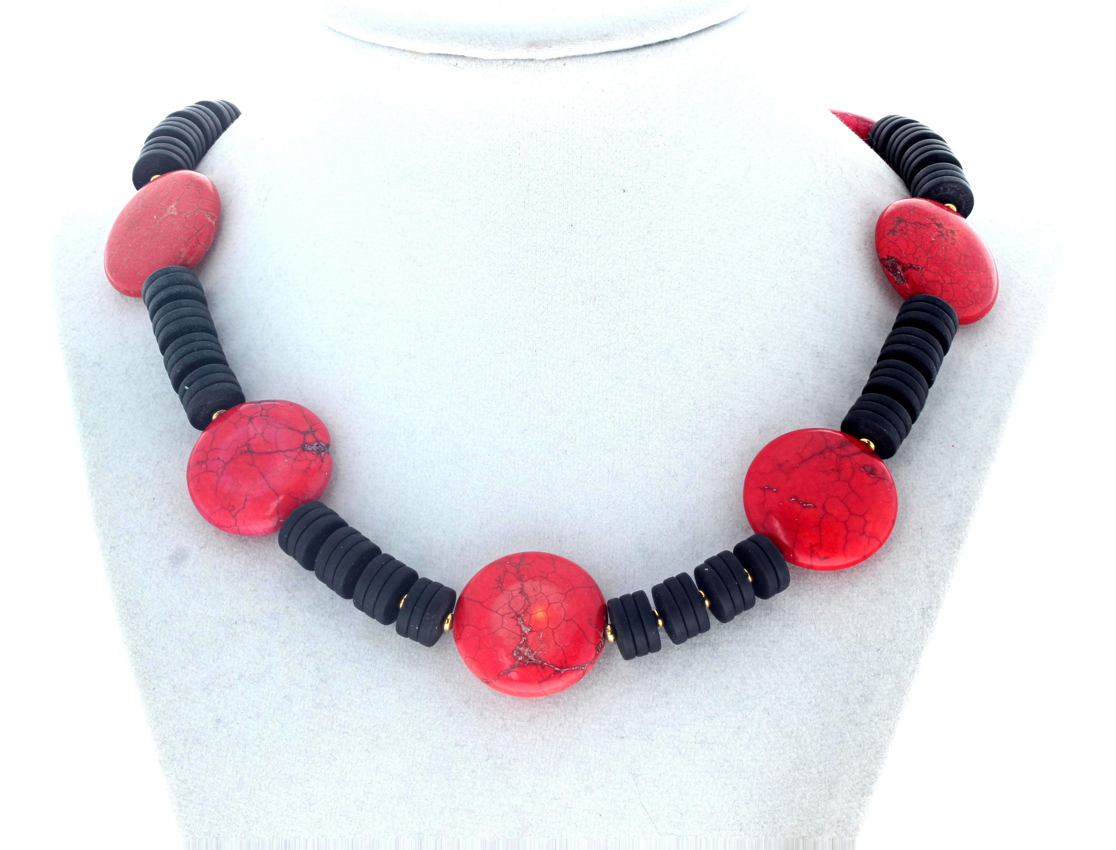 AJD Elegante Halskette aus natürlichem schwarzem Onyx und rotem Magnesite 18 1/2