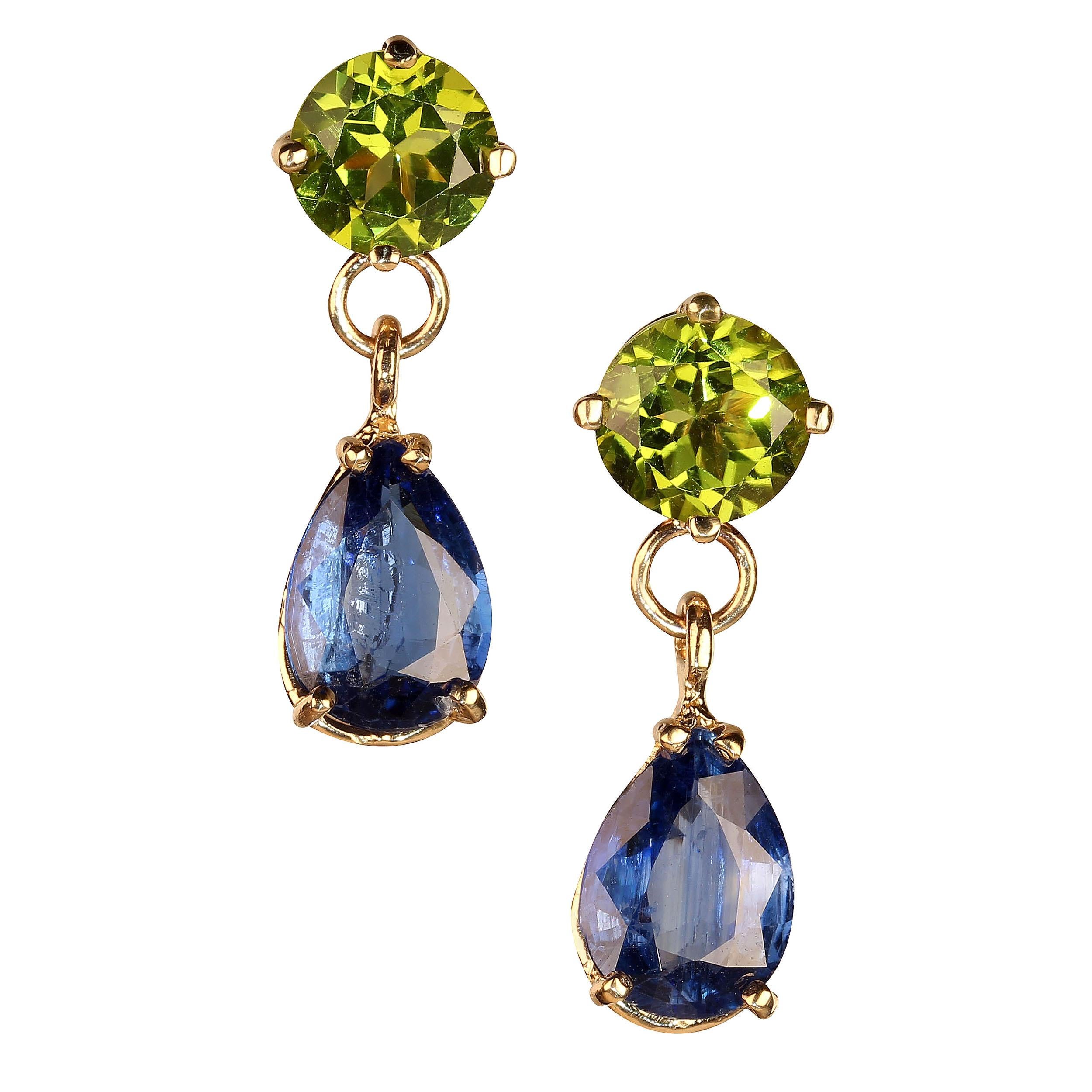 Artisan AJD Elegant Peridot and Kyanite Dangle Earrings in 14K Yellow Gold For Sale