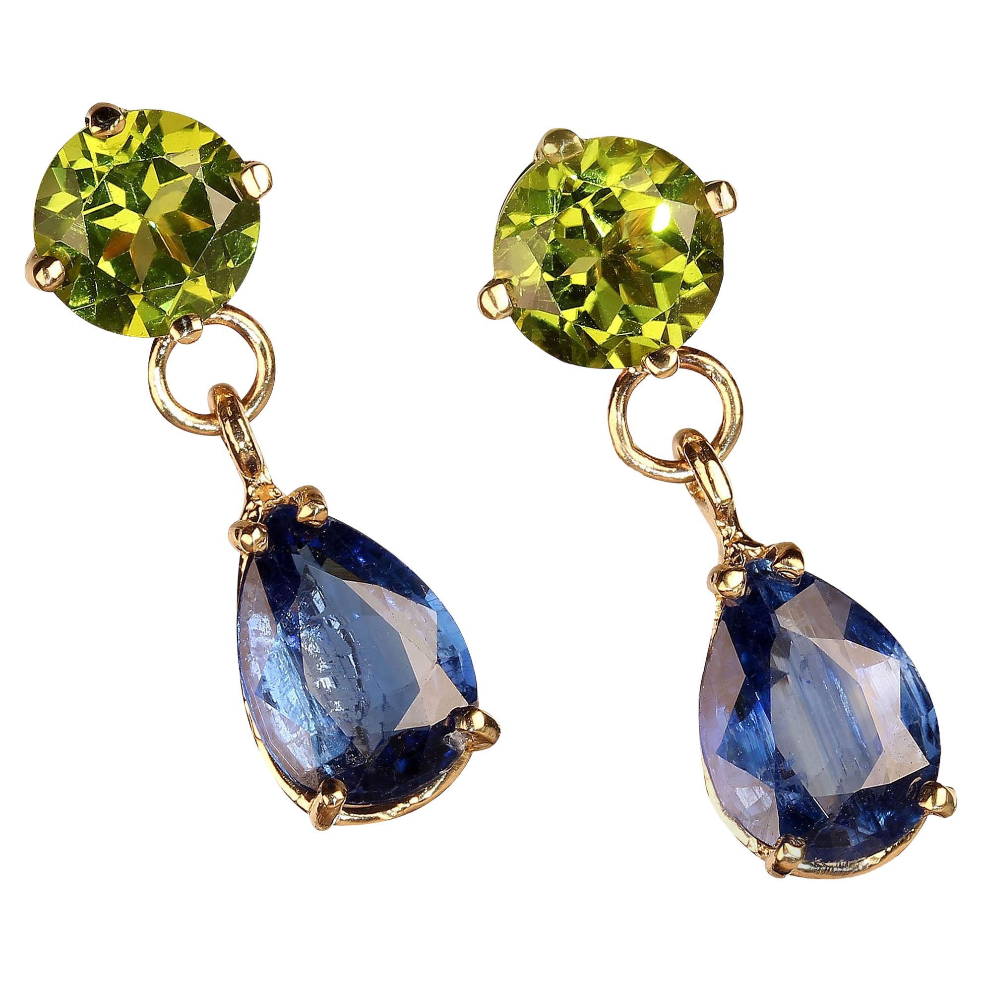 AJD Elegante Ohrhänger aus 14 Karat Gelbgold mit Peridot und Kyanit