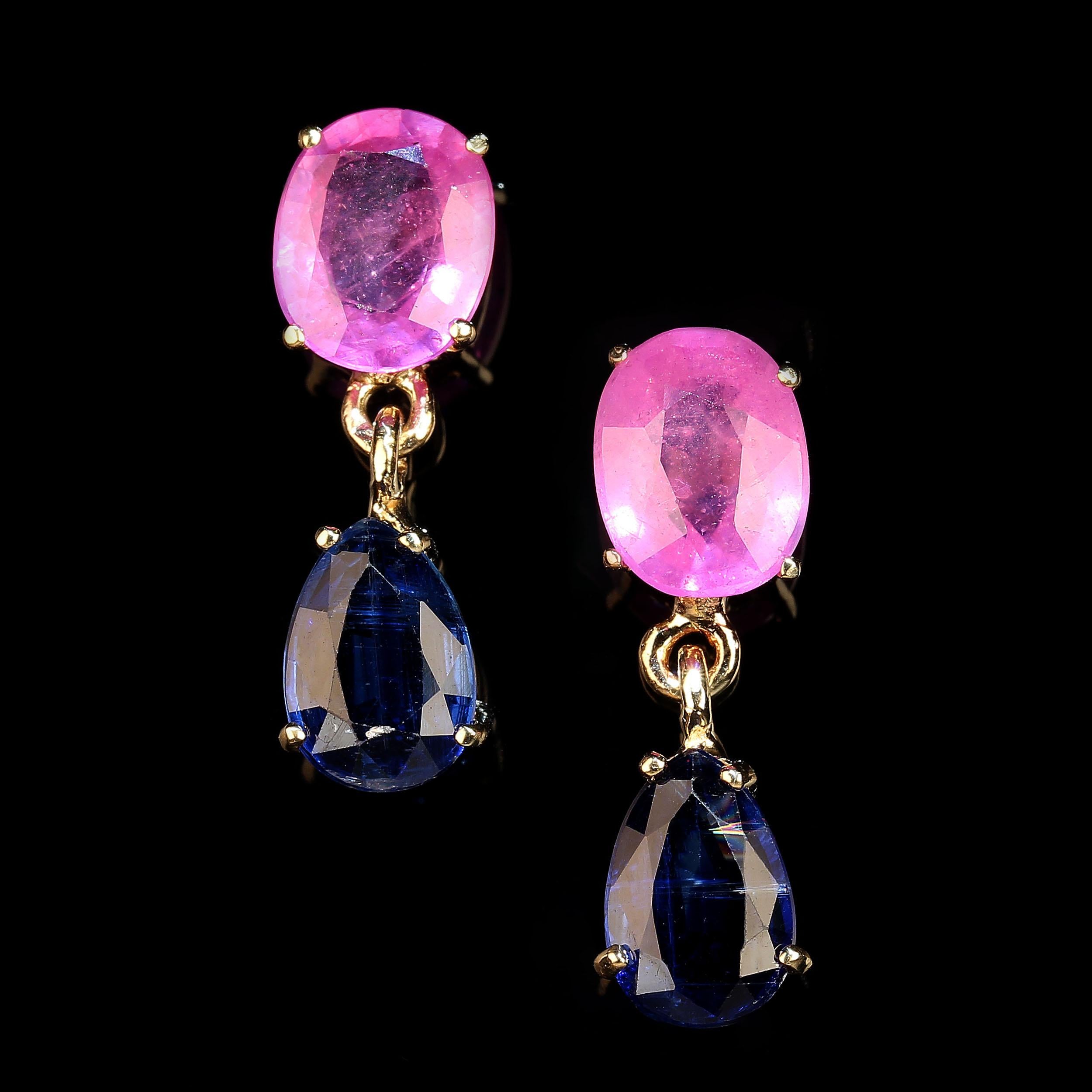 Elegante Ohrringe aus 14 Karat Gelbgold mit rosa Saphir und blauem Kyanit von JD (Kunsthandwerker*in) im Angebot