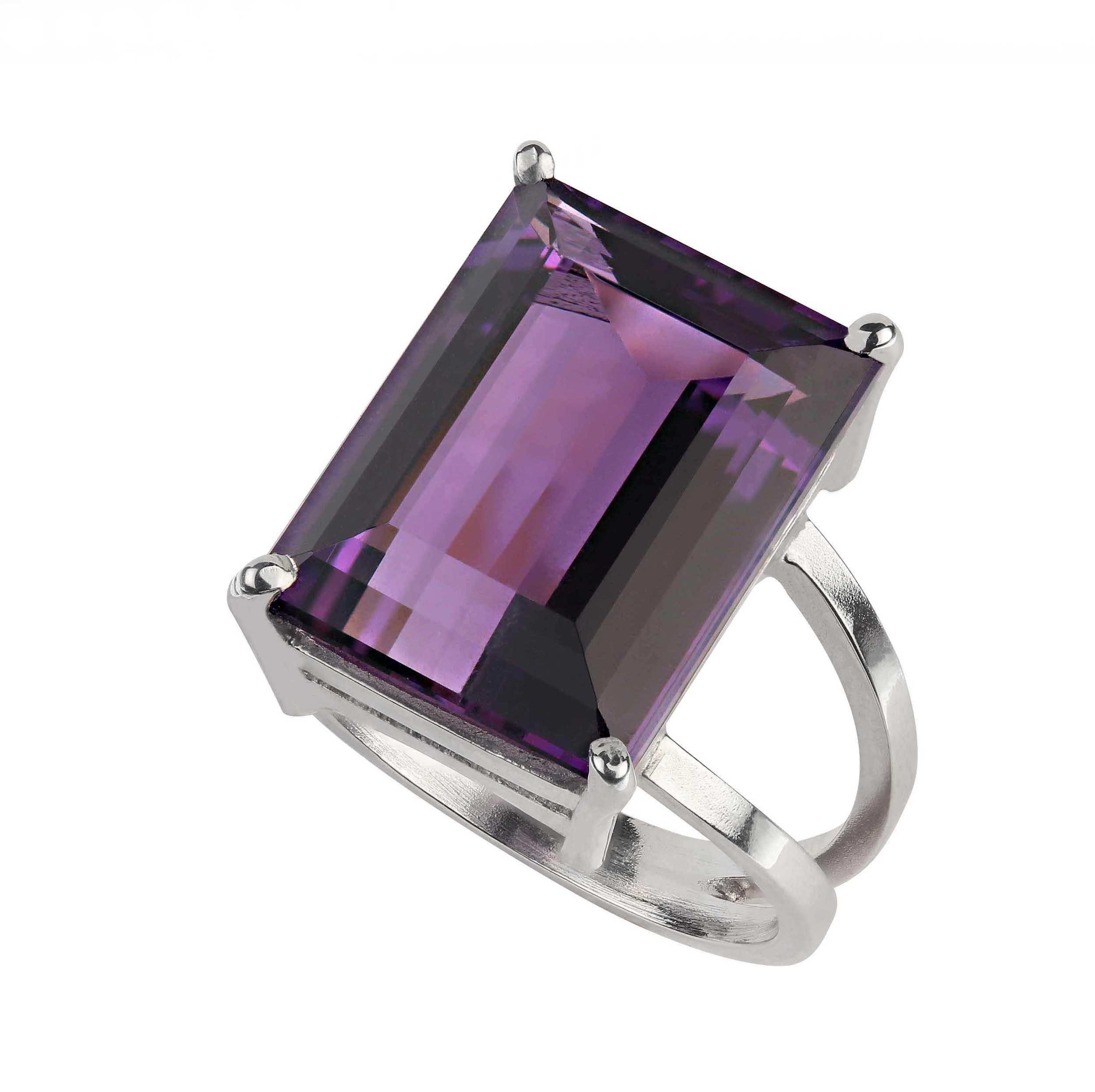 AJD Exciting Emerald Cut 12CT Amethyst & Sterling  Ring February Birthstone! In New Condition For Sale In Raleigh, NC
