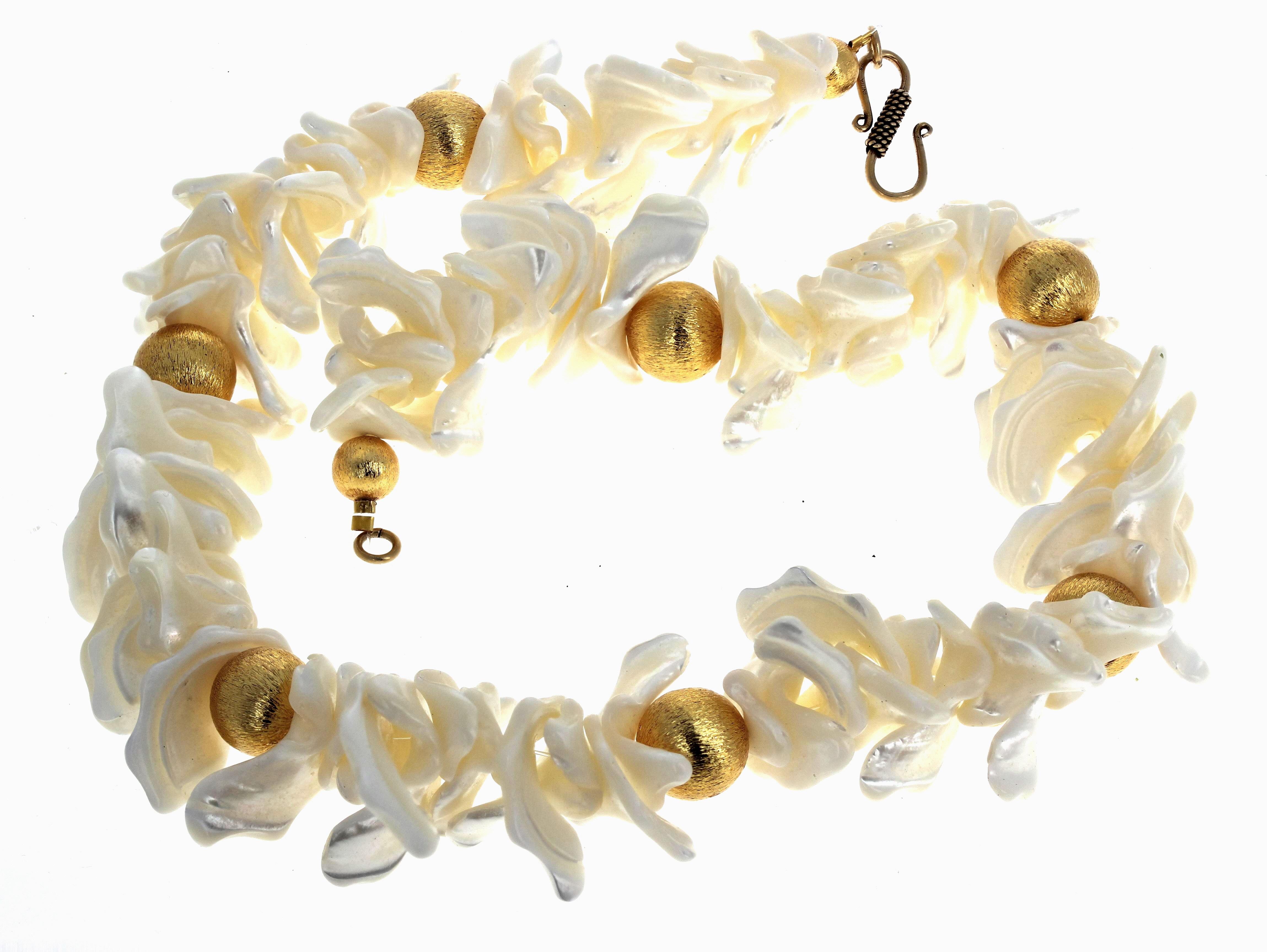 Taille ronde AJD Fascinantes perles blanches véritables flip flop naturelles 19