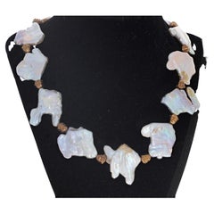 Used AJD Glistening Happy Beautiful Pearl Shells, Necklace