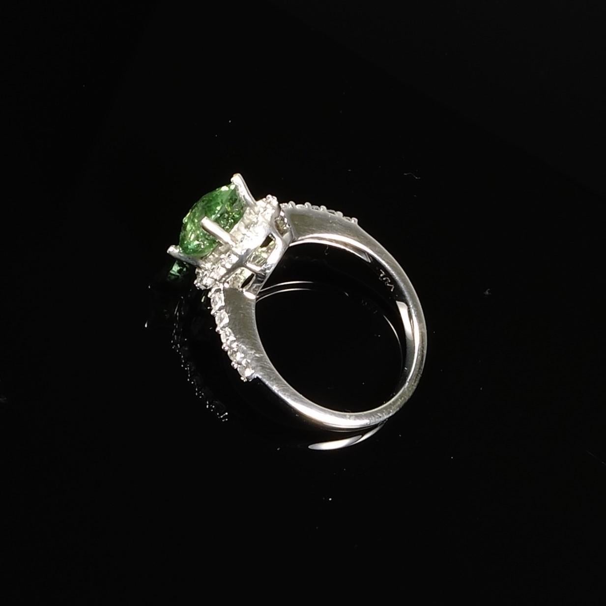 da uomo o donna AJD Set aureola con tormalina verde ovale incandescente in argento sterling in vendita