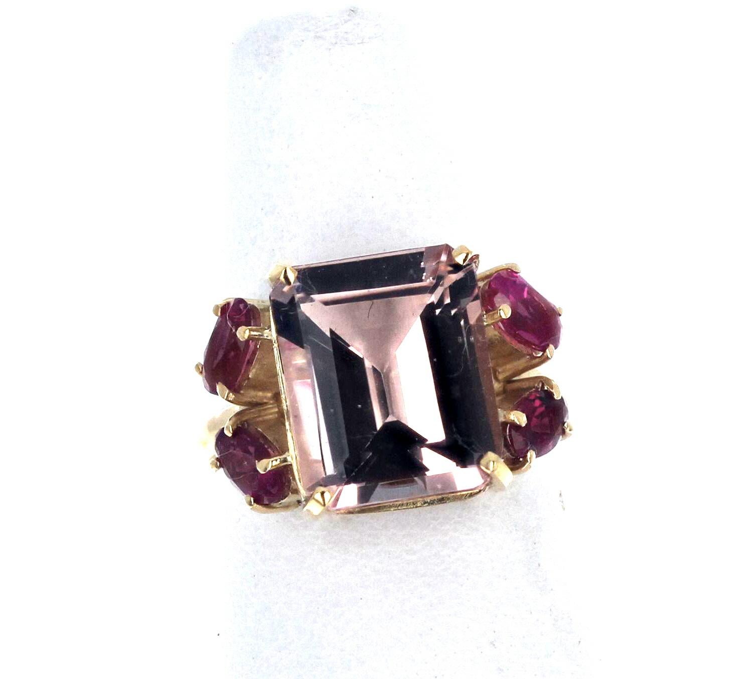 AJD GORGEOUS 4.5Ct Pink Morganite & Pink Tourmaline 18Kt Yellow Gold Ring For Sale 4