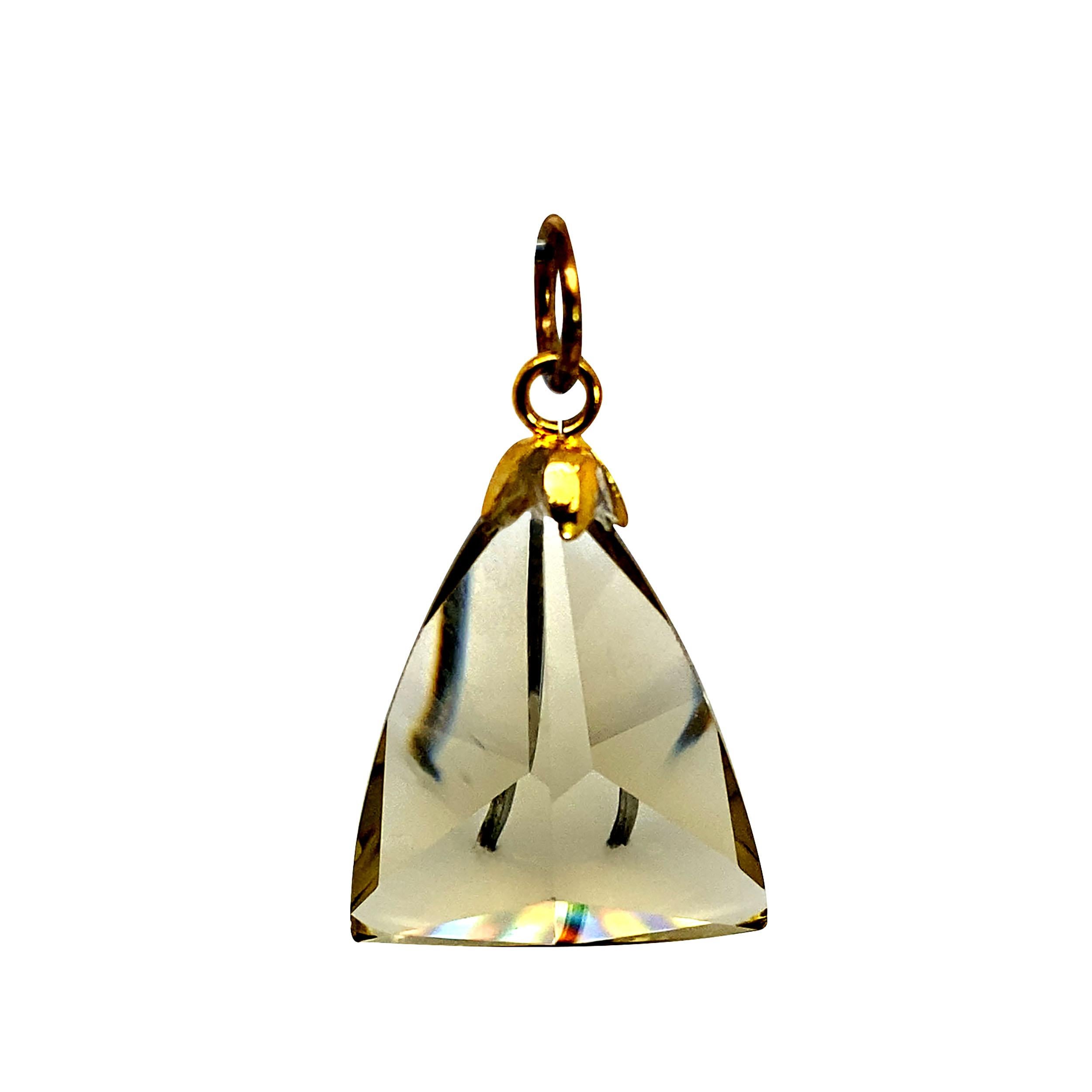 AJD Green Gold Quartz Triangular Pendant    Gift Idea! In New Condition In Raleigh, NC