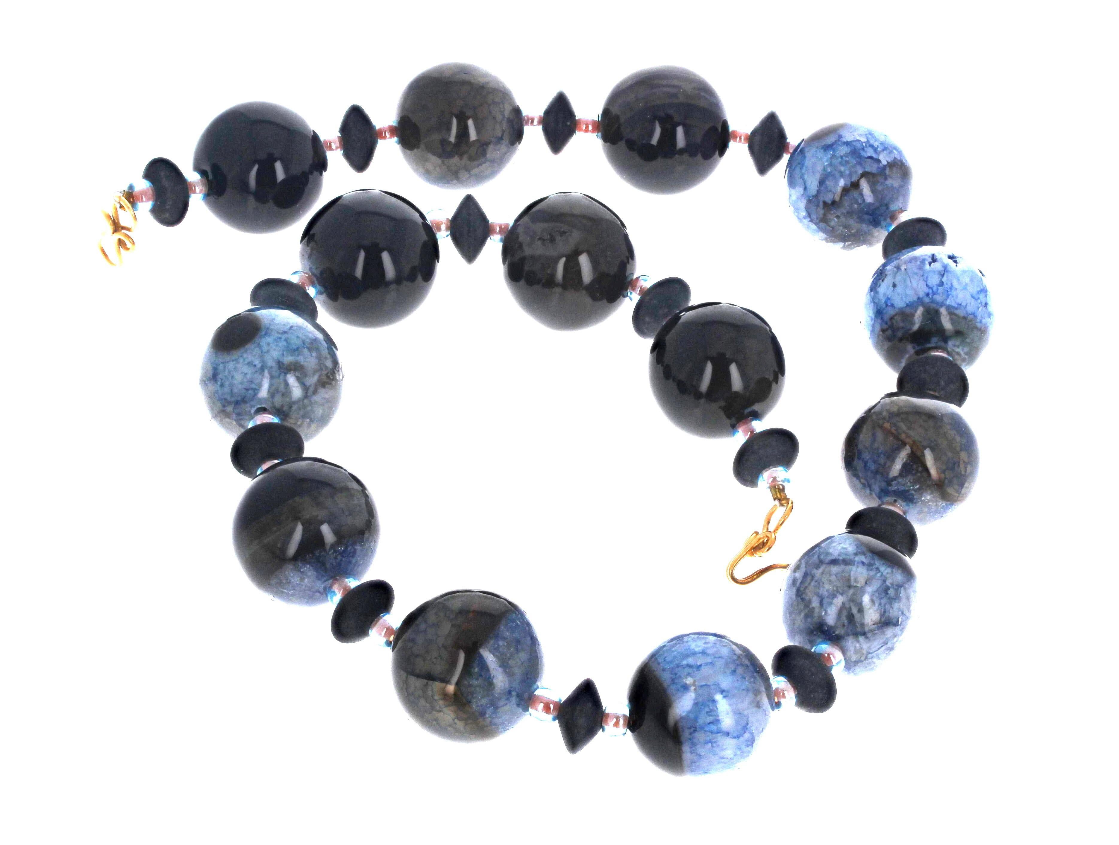 AJD Collier de 19