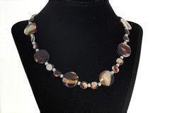 Artistic Fun-to-Wear Black Lip Oyster Shell 17 1/2" Necklace
