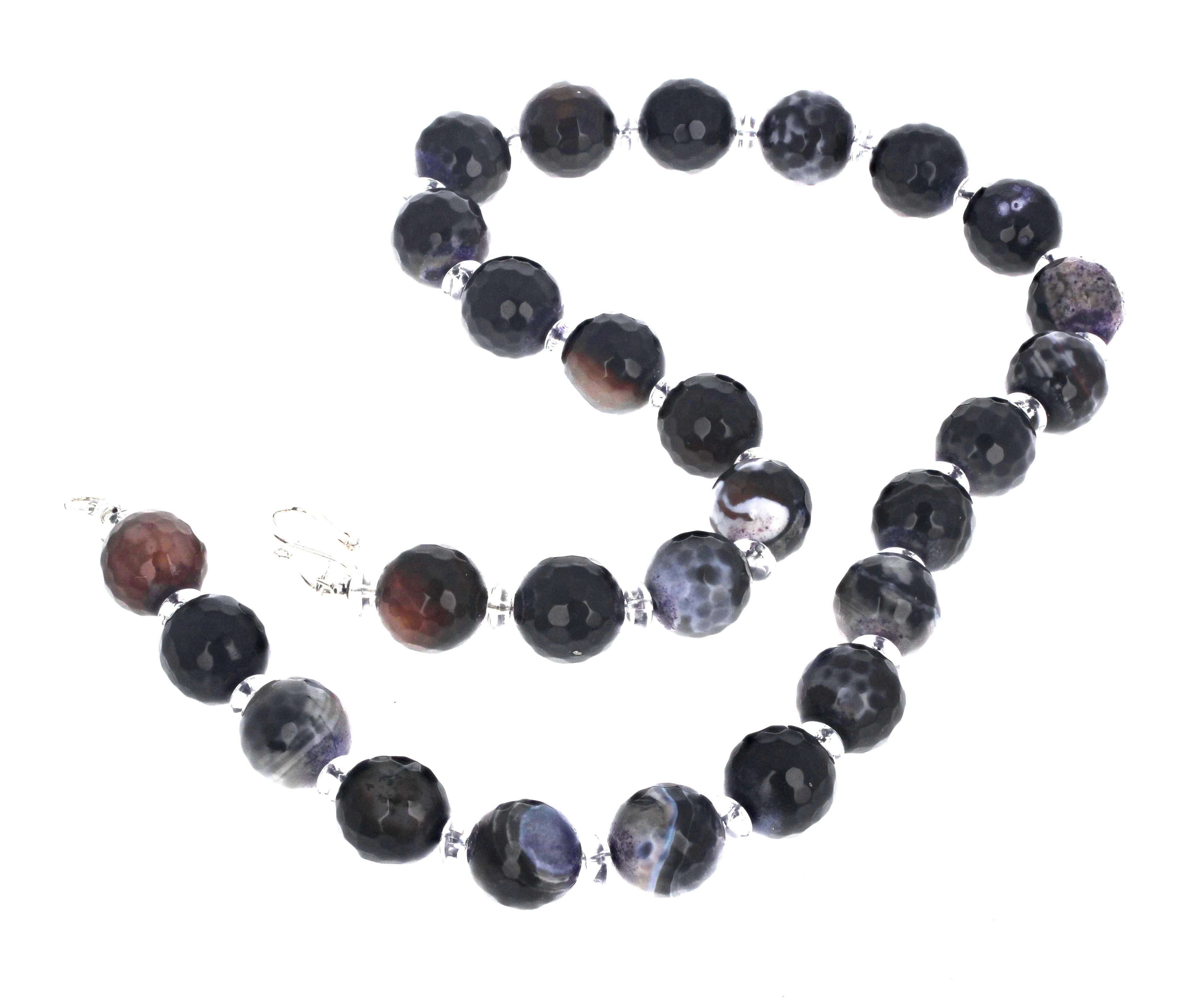 Taille mixte AJD intéressant collier de 19 pouces en agate de feu et quartz blanc naturel en vente