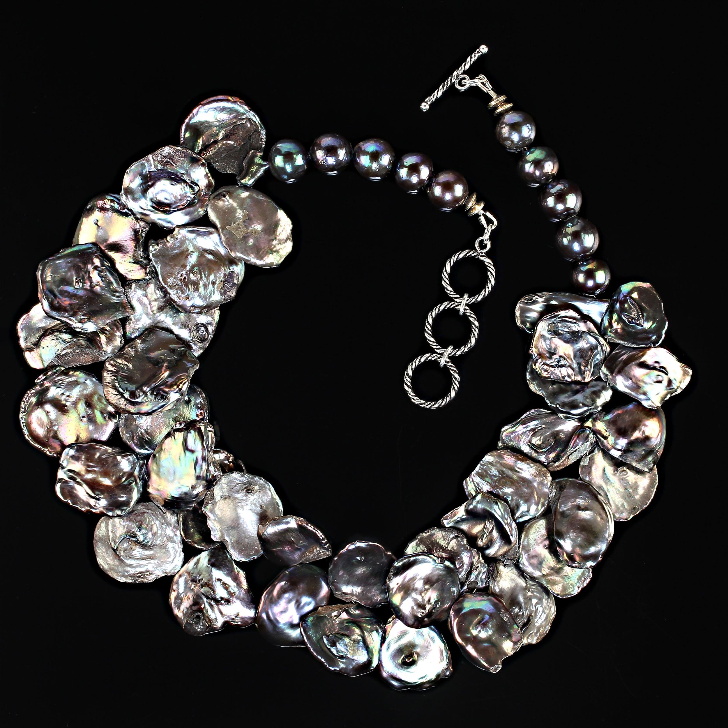 AJD Iridescent Peacock Pearl Petals necklace 17 Inches  Great Gift! In New Condition For Sale In Raleigh, NC