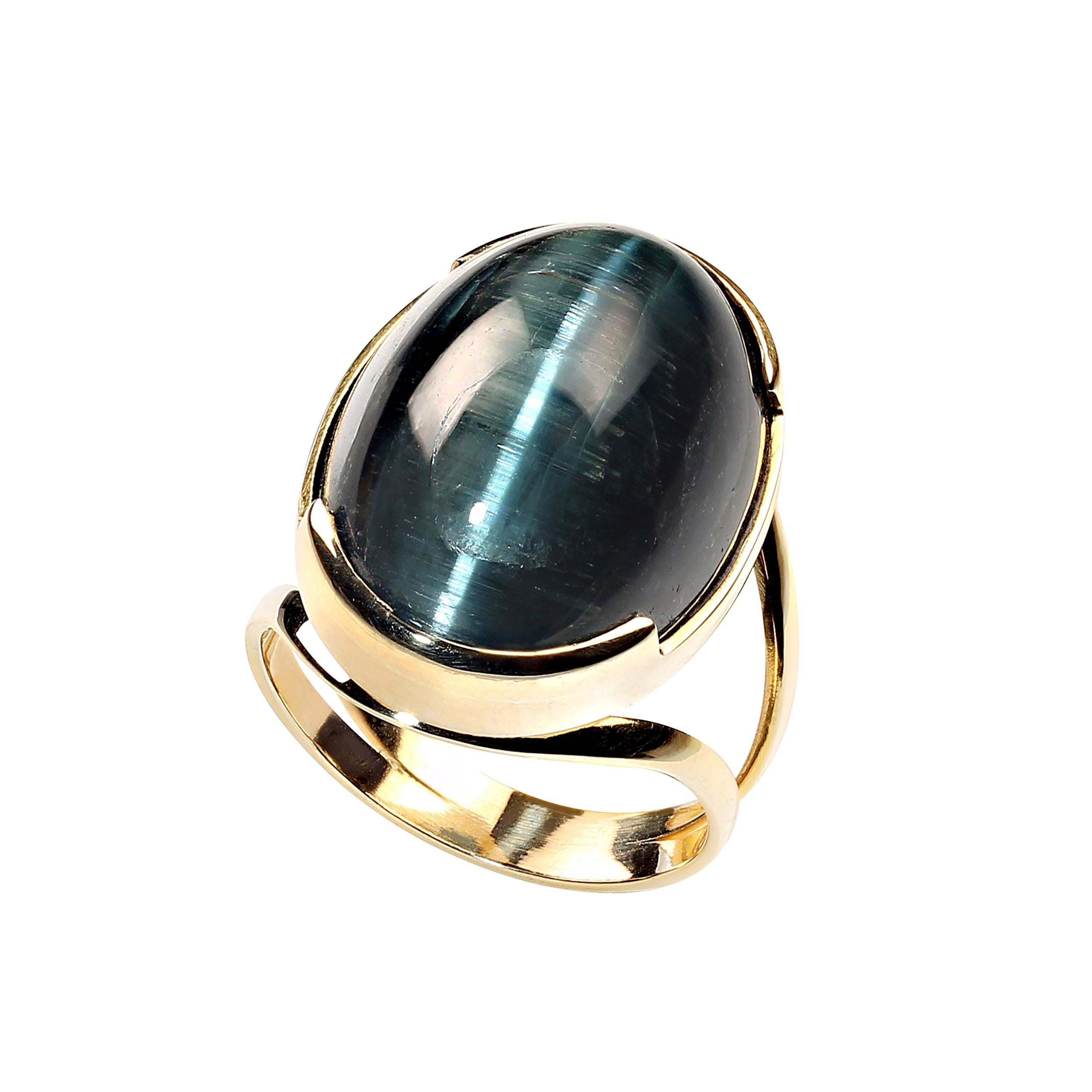 AJD Magnificent 24 Carat Blue-Green Cat's Eye Tourmaline in 18KT Gold Ring In New Condition For Sale In Raleigh, NC