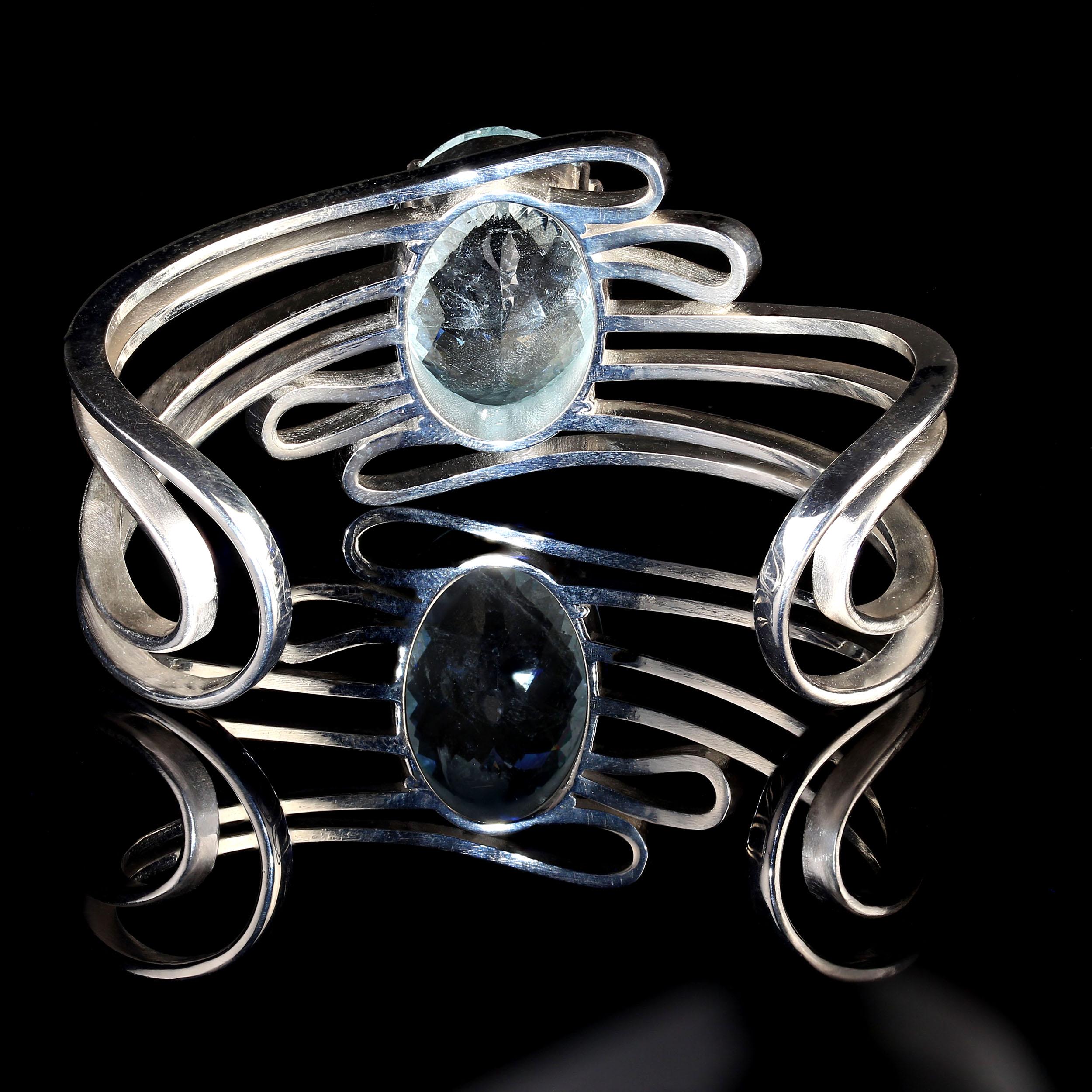 Women's or Men's AJD Magnificent 25 Carat Oval Aquamarine in Sterling  Bracelet March Birthstone! For Sale