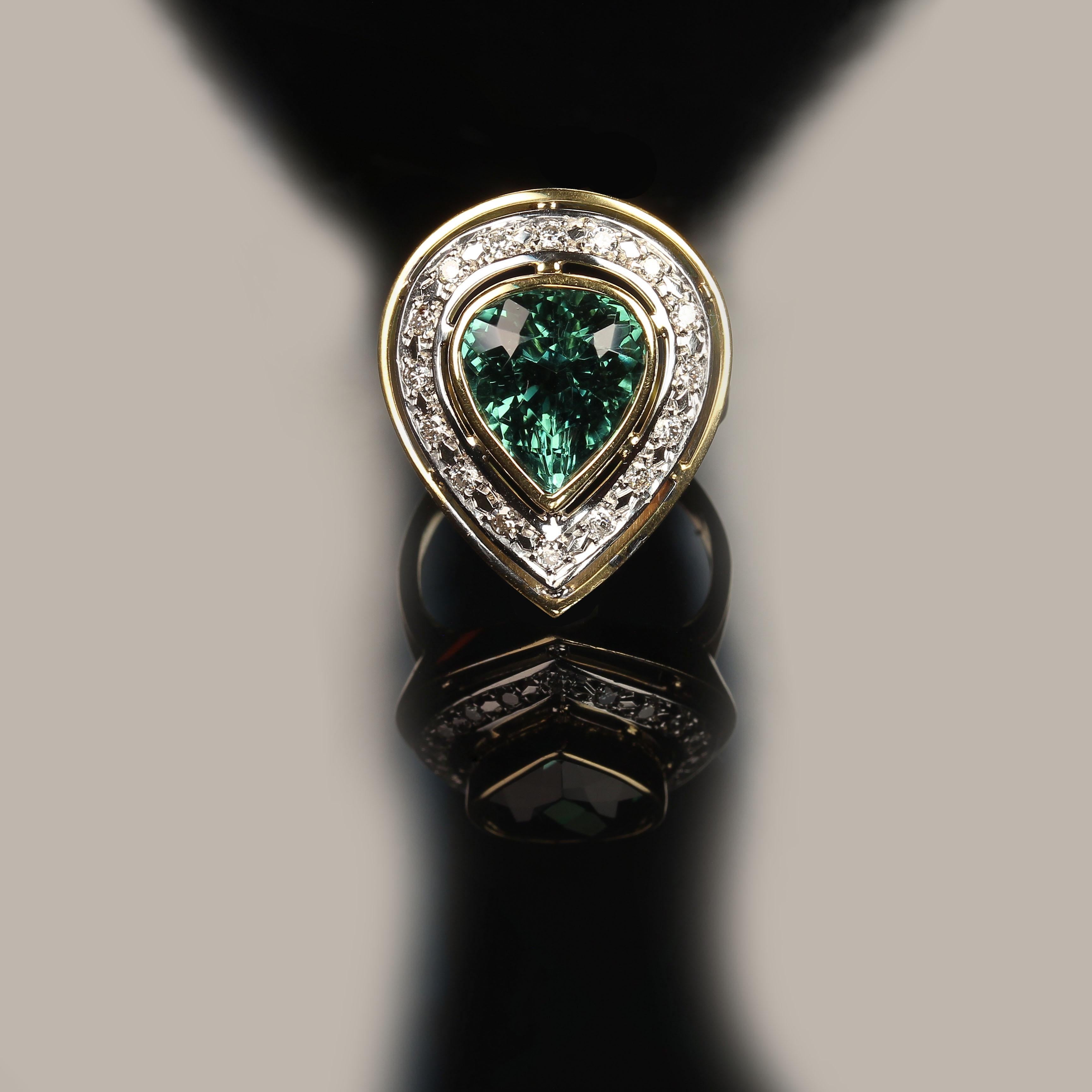 AJD Magnificent Blue-Green Tourmaline & 18K Gold Cocktail Ring In New Condition For Sale In Raleigh, NC