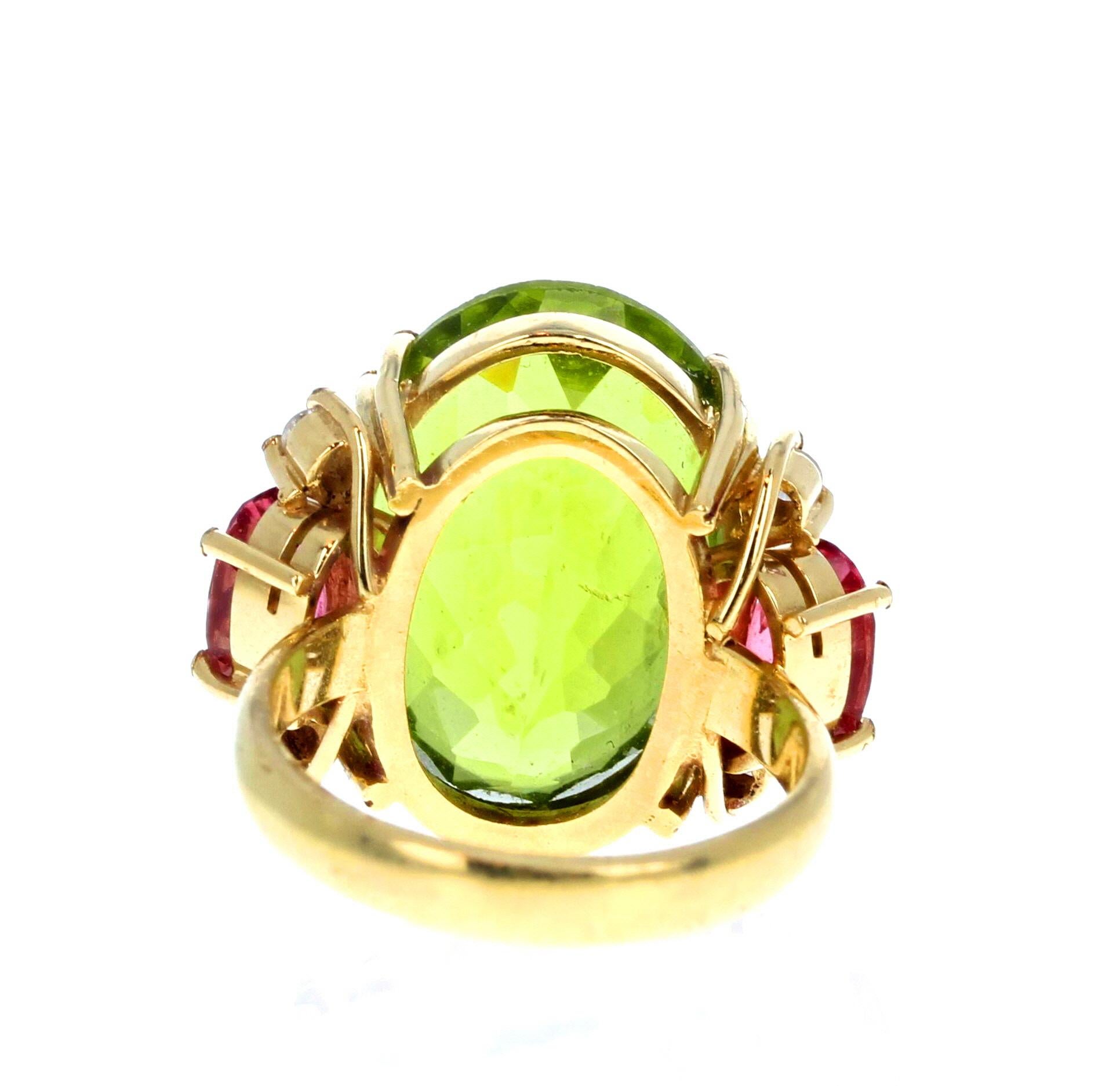 AJD Magnificent Brilliant 14 Ct Green&Pink Tourmalines, Diamonds 18Kt Gold Ring In New Condition For Sale In Raleigh, NC