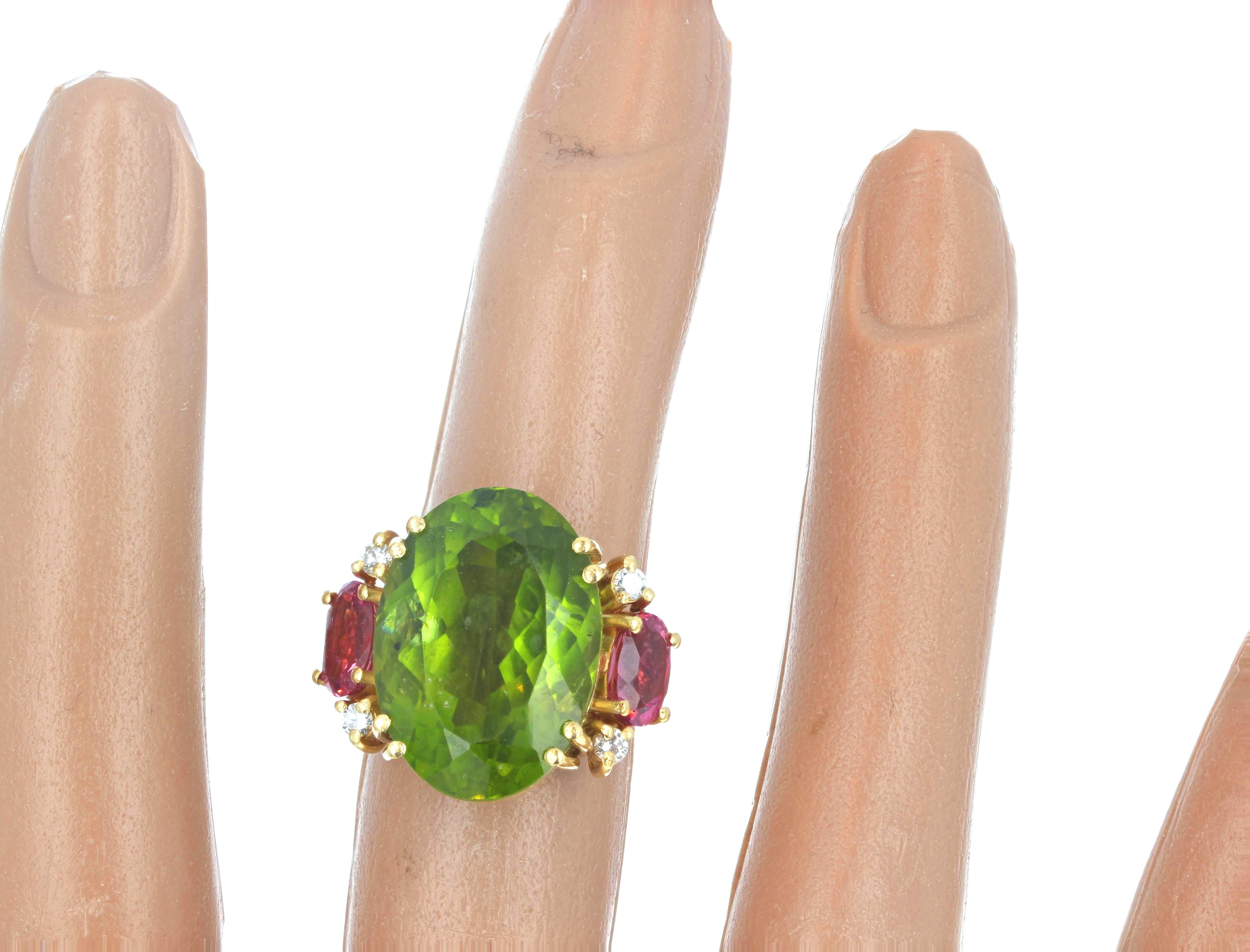 AJD Magnificent Brilliant 14 Ct Green&Pink Tourmalines, Diamonds 18Kt Gold Ring For Sale 3