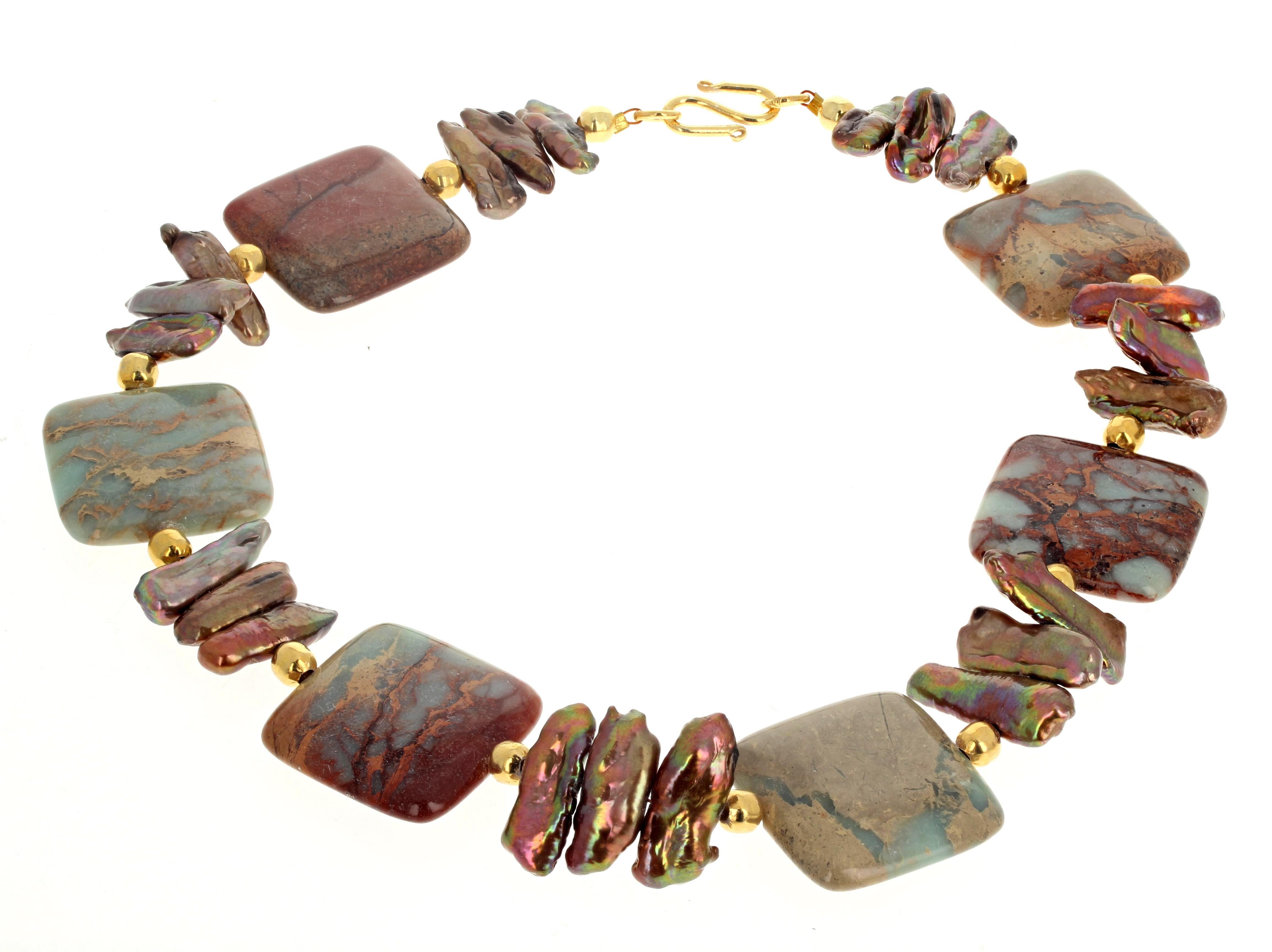 AJD, magnifique collier de perles naturelles authentiques, véritablement serpentines et paillettes naturelles Unisexe en vente