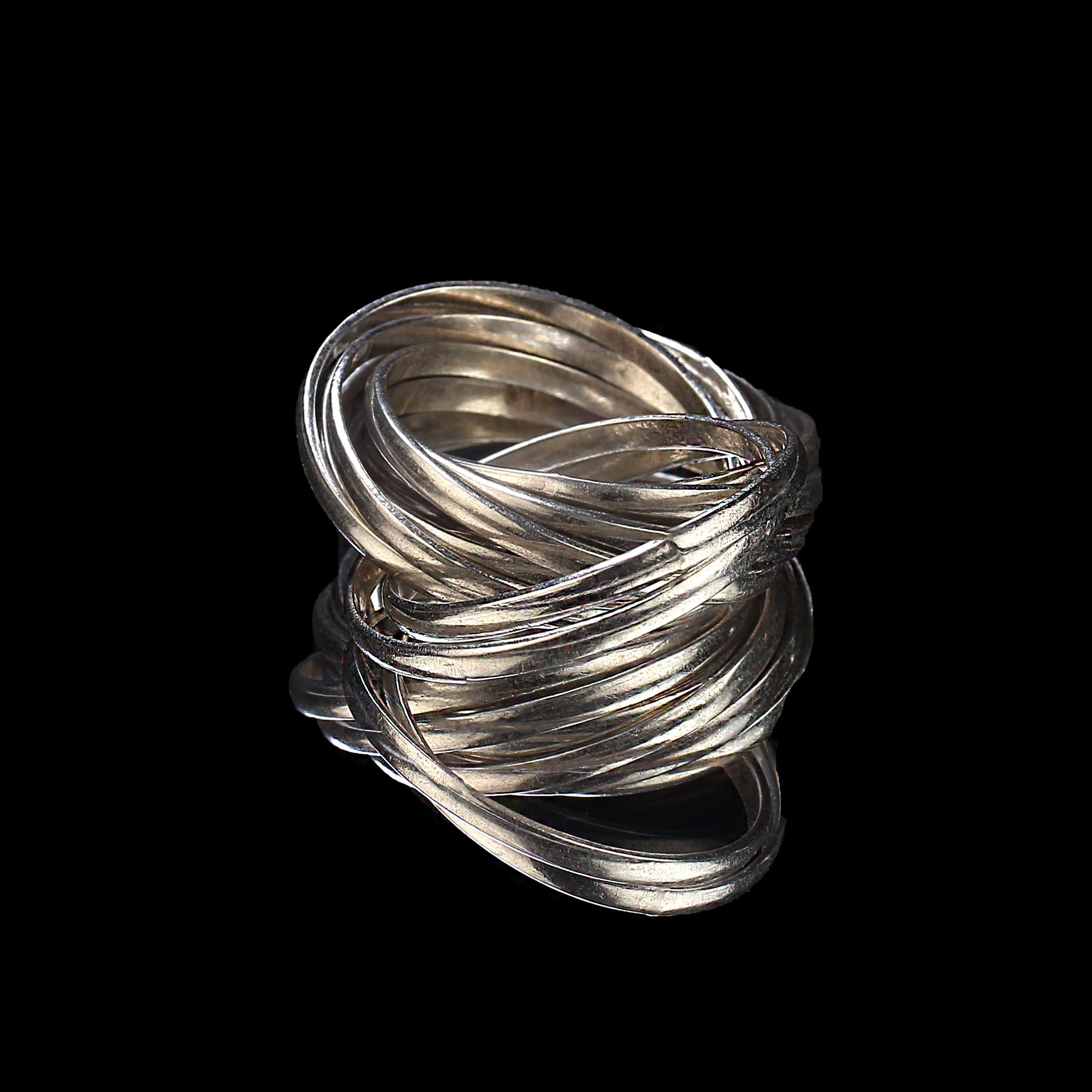 AJD Multi Strand Silver Rolling Ring, un regalo fantastico  Taglia Sei in vendita 1
