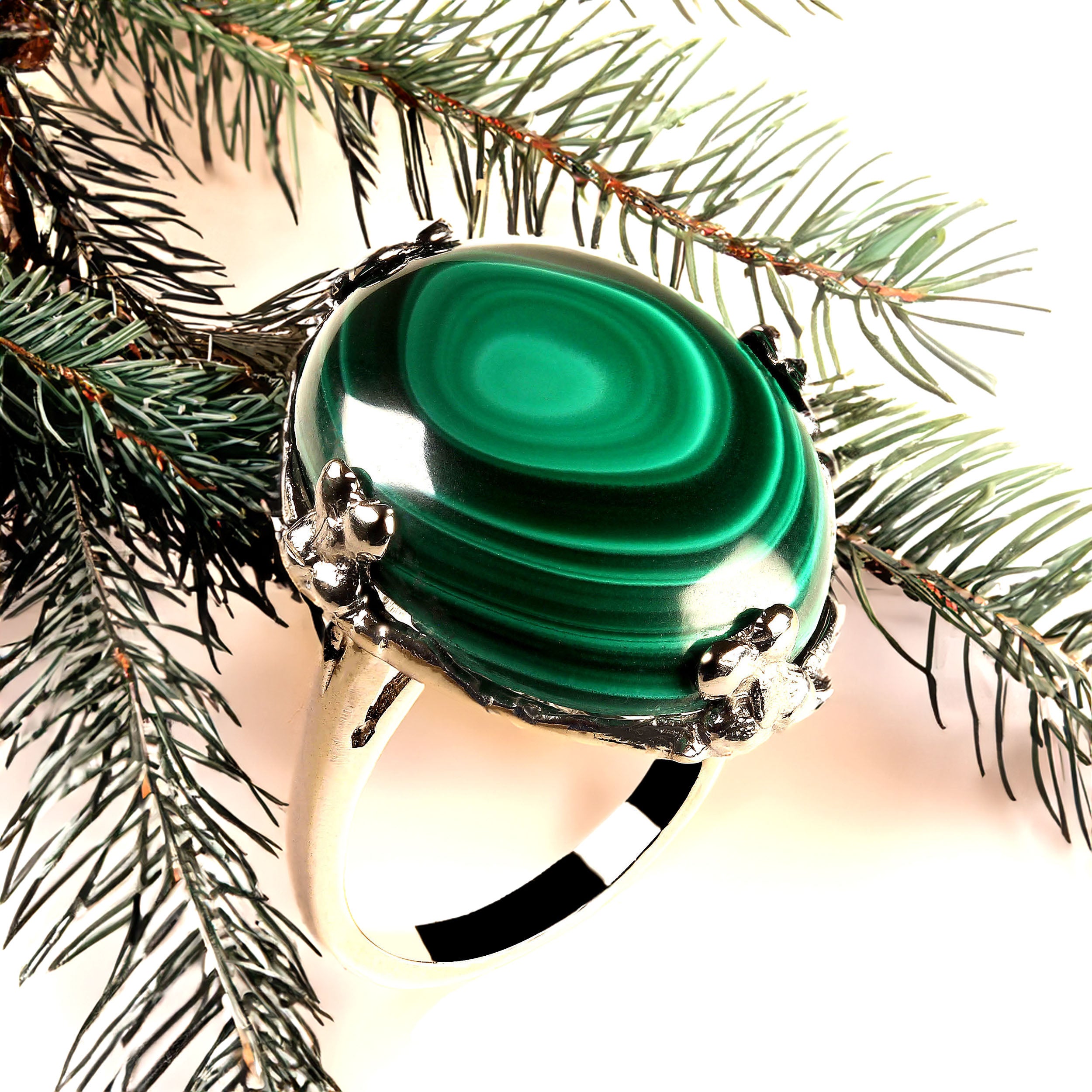 AJD Oval Malachite Cabochon in Handmade 14K White Gold Ring For Sale 1
